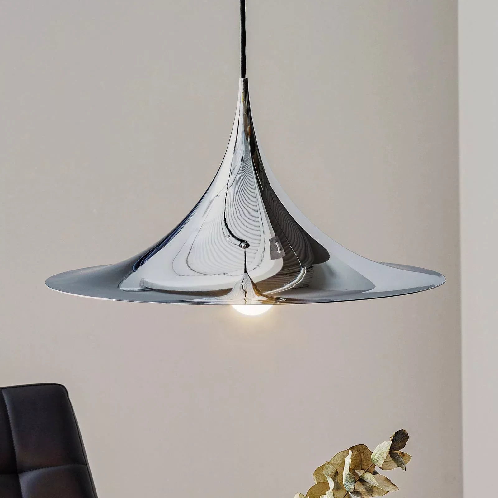 GUBI Hängeleuchte Semi, Ø 47 cm, chrom günstig online kaufen
