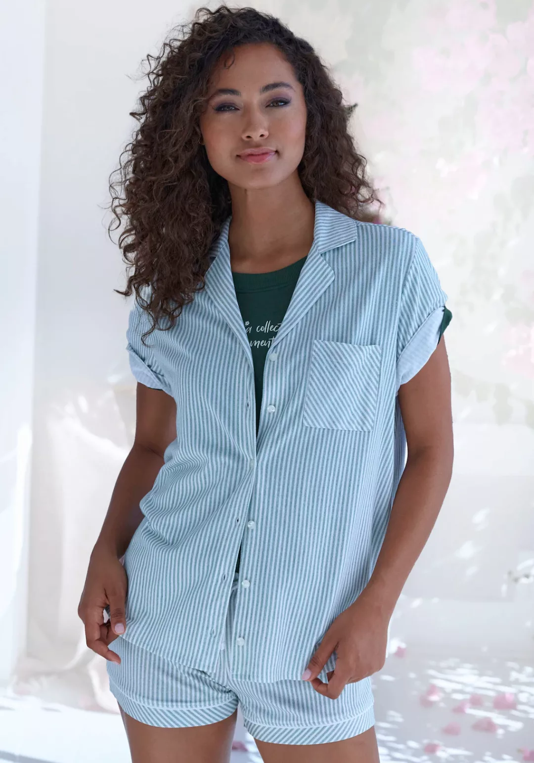 s.Oliver Pyjamaoberteil mit aufgesetzter Brusttasche günstig online kaufen