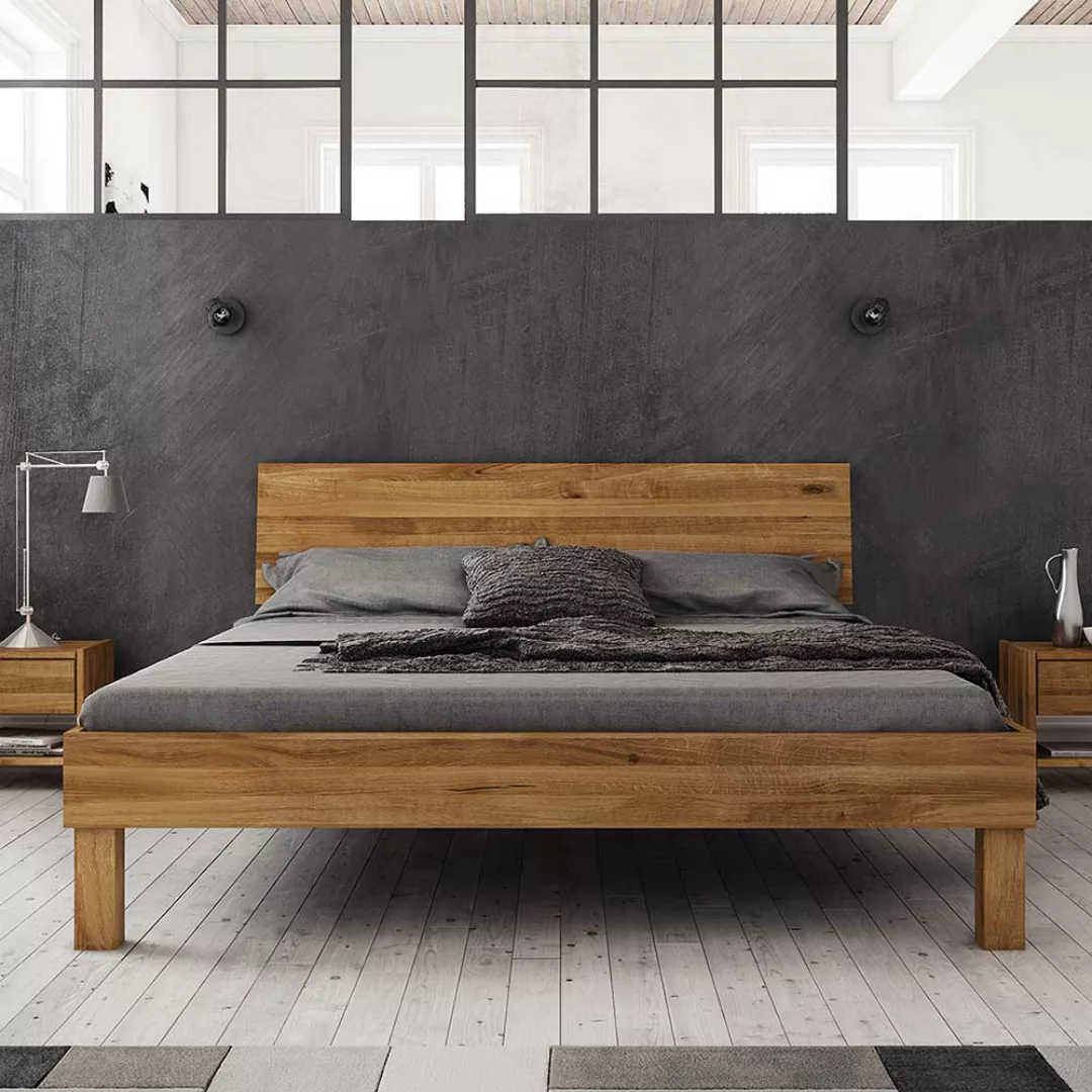 Niedriges Bett aus Wildeiche Massivholz modern günstig online kaufen