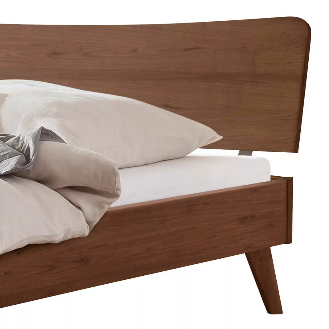 Nussbaum massiv Bett geölt 140x200 cm modernem Design günstig online kaufen