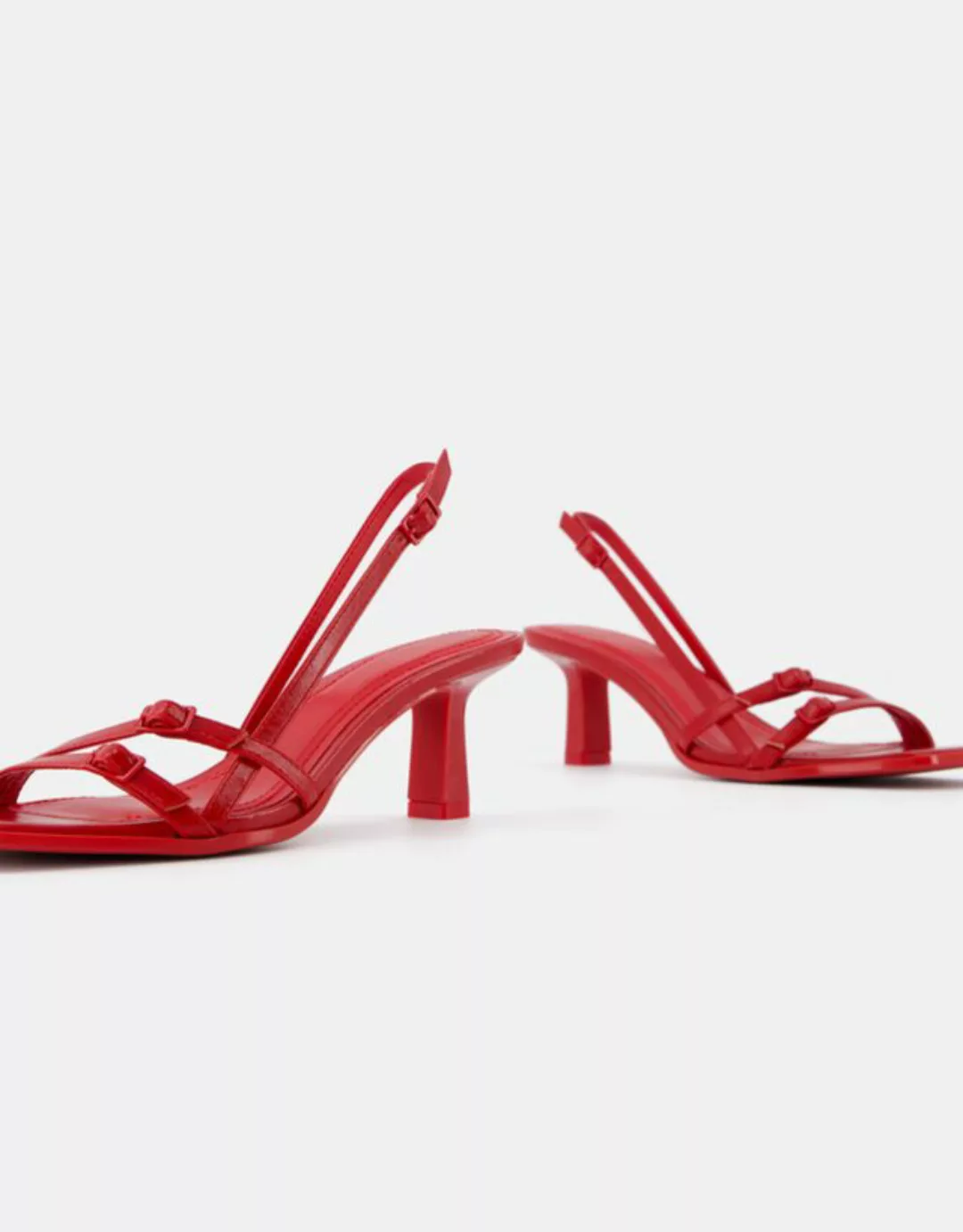 Bershka Sandalen Mit Kitten-Heels Und Schnallen Damen 37 Rot günstig online kaufen