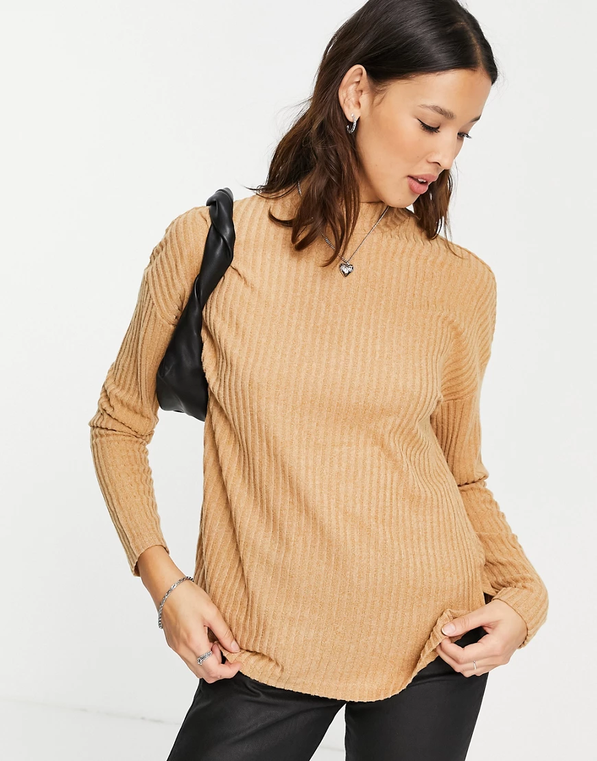 Vero Moda – Hochgeschlossener Pullover in Hellbraun günstig online kaufen
