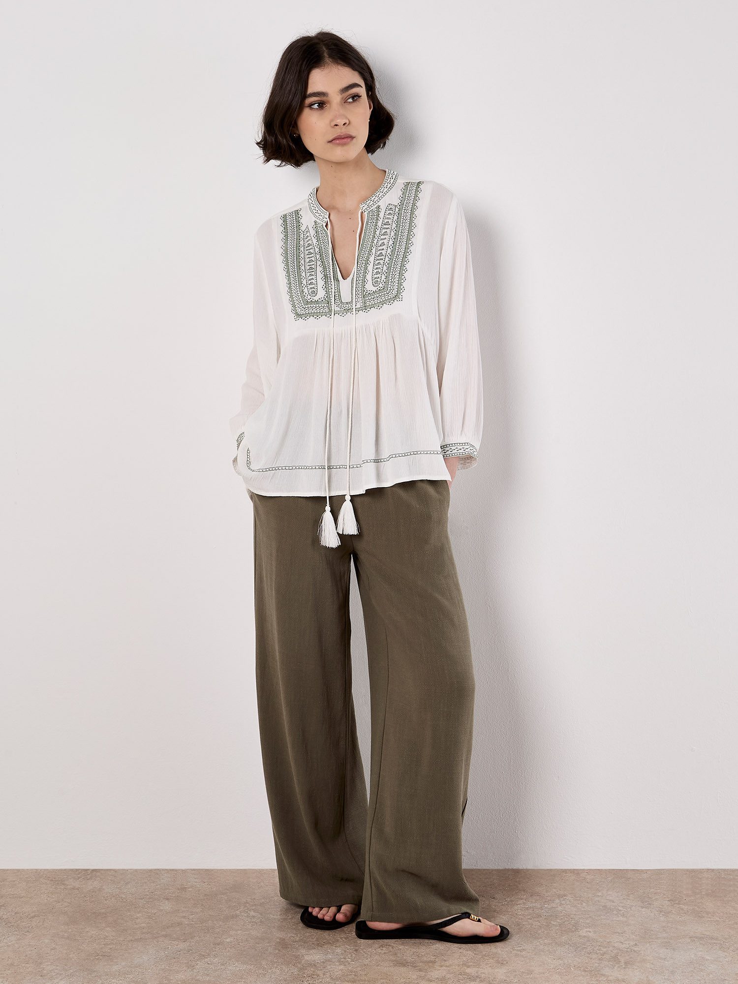 Apricot Blusentop Tassel Top, mit Stickerei günstig online kaufen
