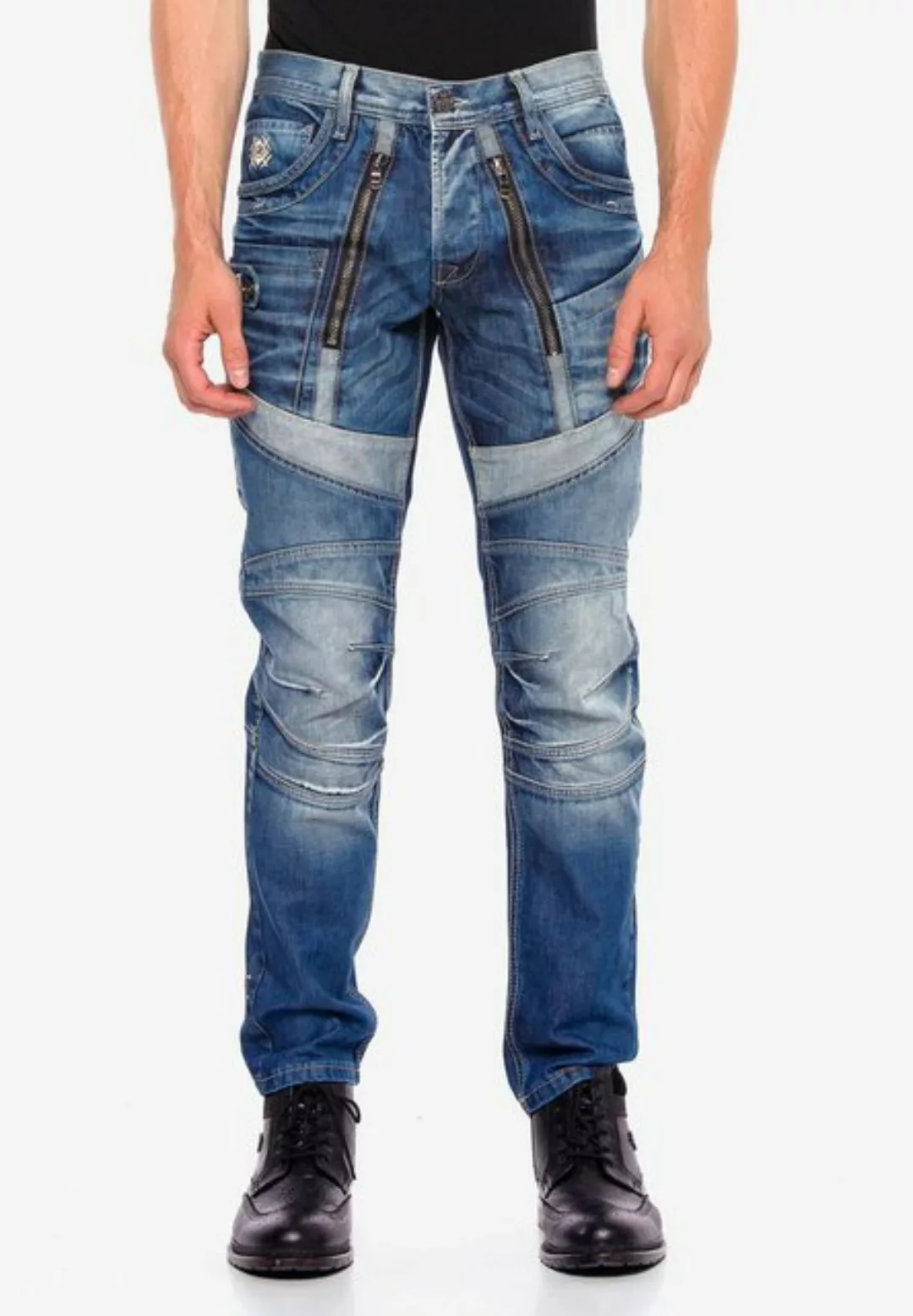 Cipo & Baxx Bequeme Jeans mit trendigen Zierelementen günstig online kaufen