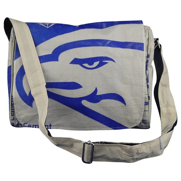 Messenger Bag Up Aus Zement-/ Fischfutter-/ Reissack günstig online kaufen