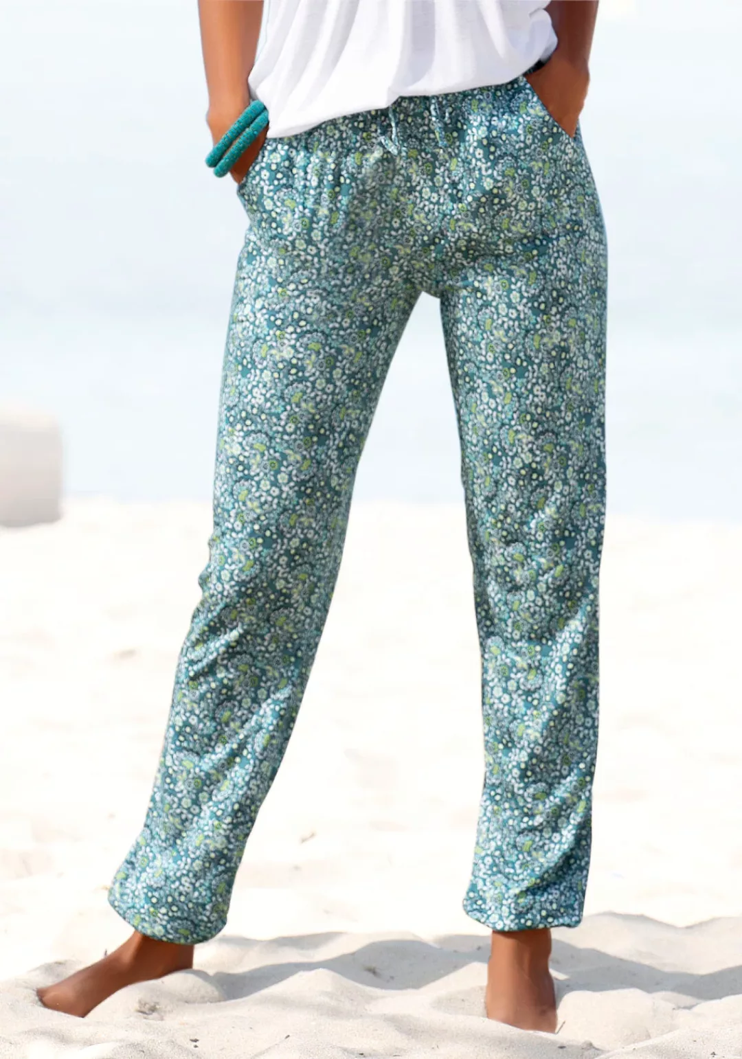 Vivance Jerseyhose, mit Blümchendruck und Taschen, elastischer Bund, Strand günstig online kaufen