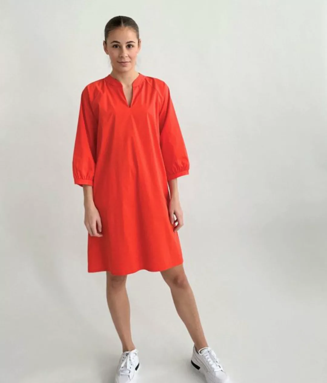 Zuckerwatte Blusenkleid mit V-Ausschnitt aus Baumwolle mit Elasthan günstig online kaufen