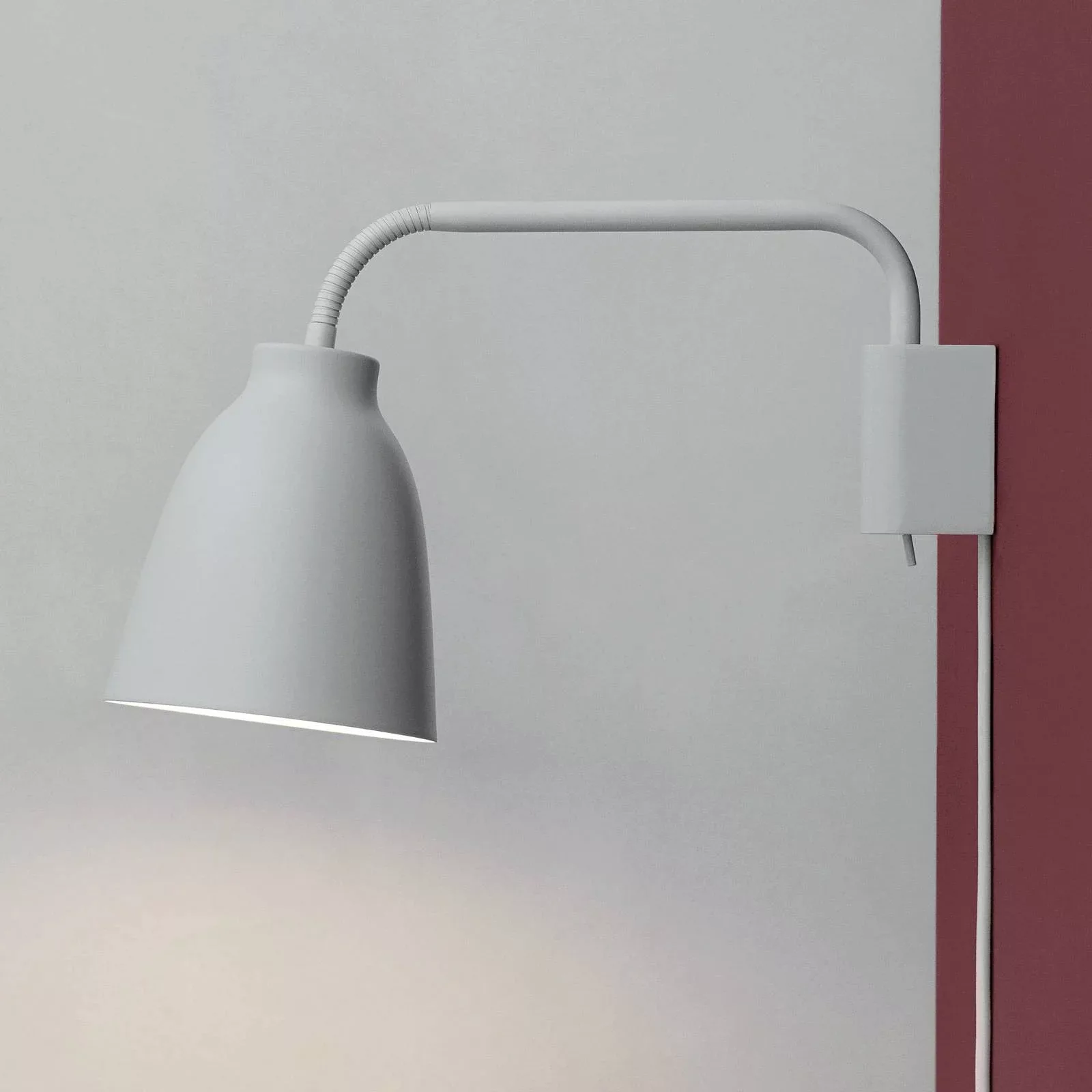 FRITZ HANSEN Caravaggio Wandlampe, schwarz günstig online kaufen