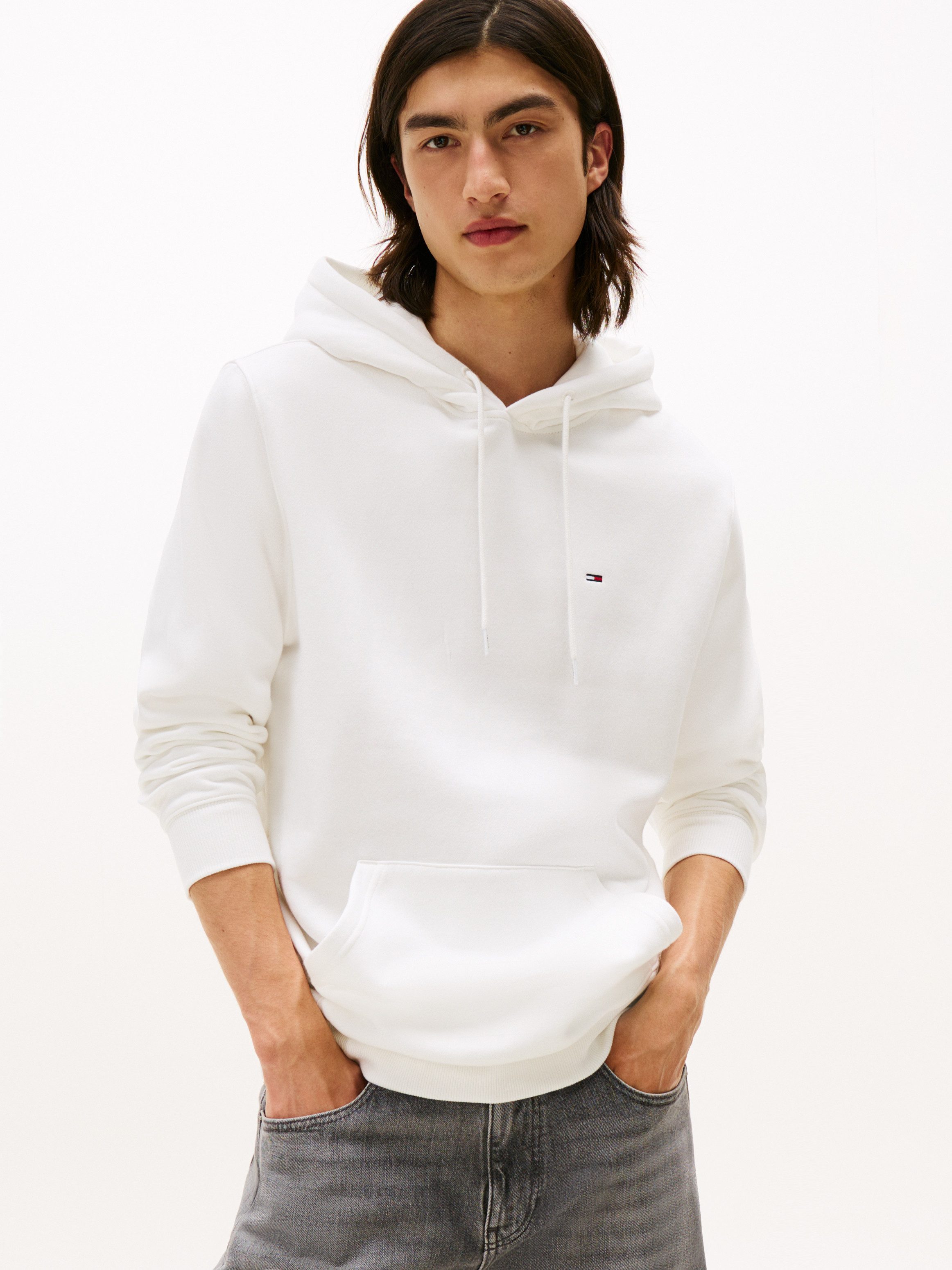 Tommy Jeans Sweatshirt "TJM REG S FLAG HOODIE", mit bestickten Markenlogo a günstig online kaufen