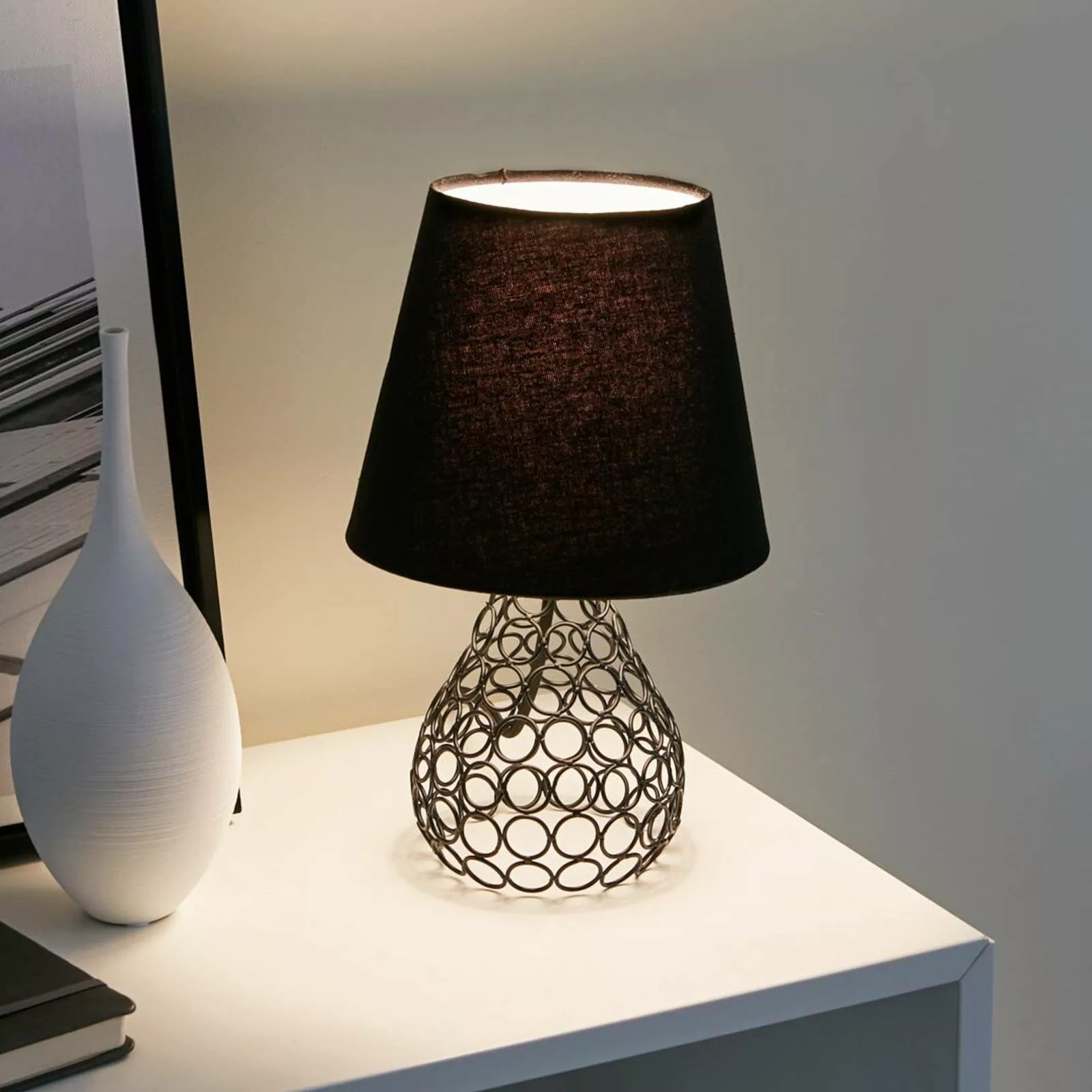 Pauleen Black Brilliance Tischlampe mit Metallfuß günstig online kaufen