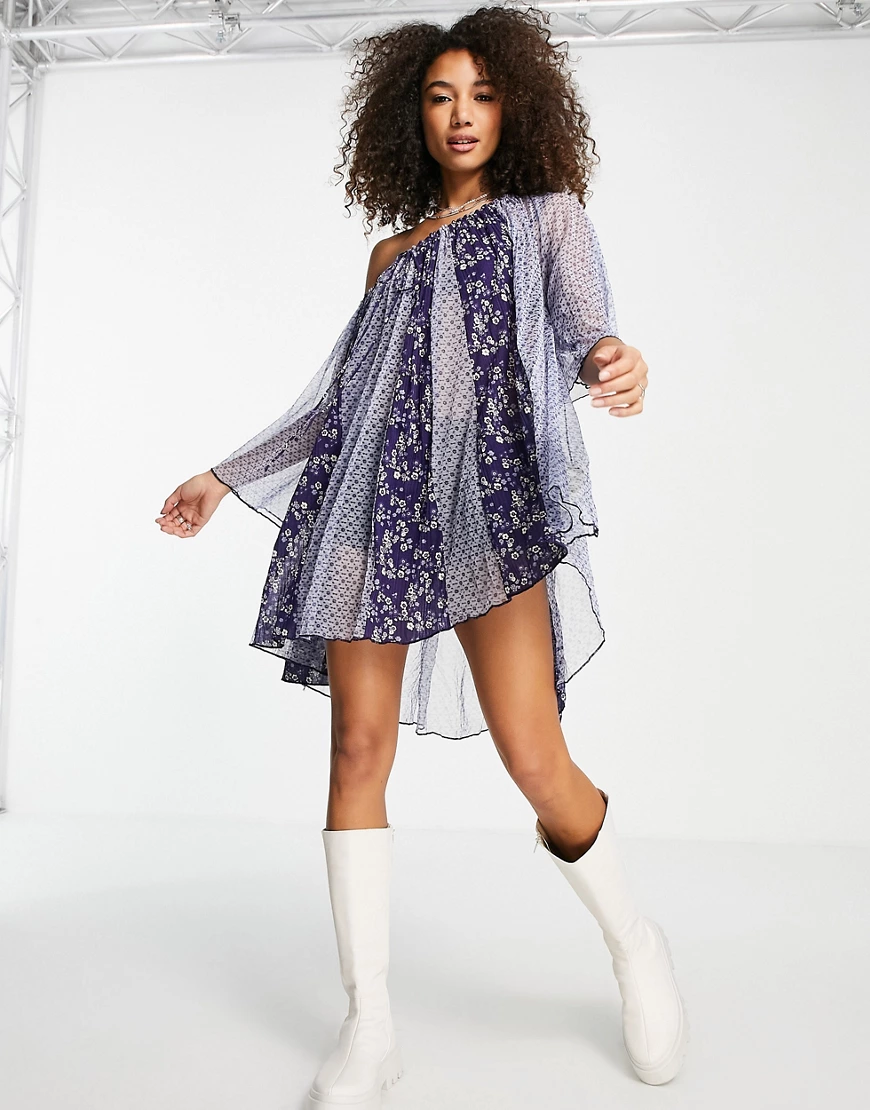 Free People – Because I Love You – Hängerkleid in Blau mit Blumenmuster-Mar günstig online kaufen