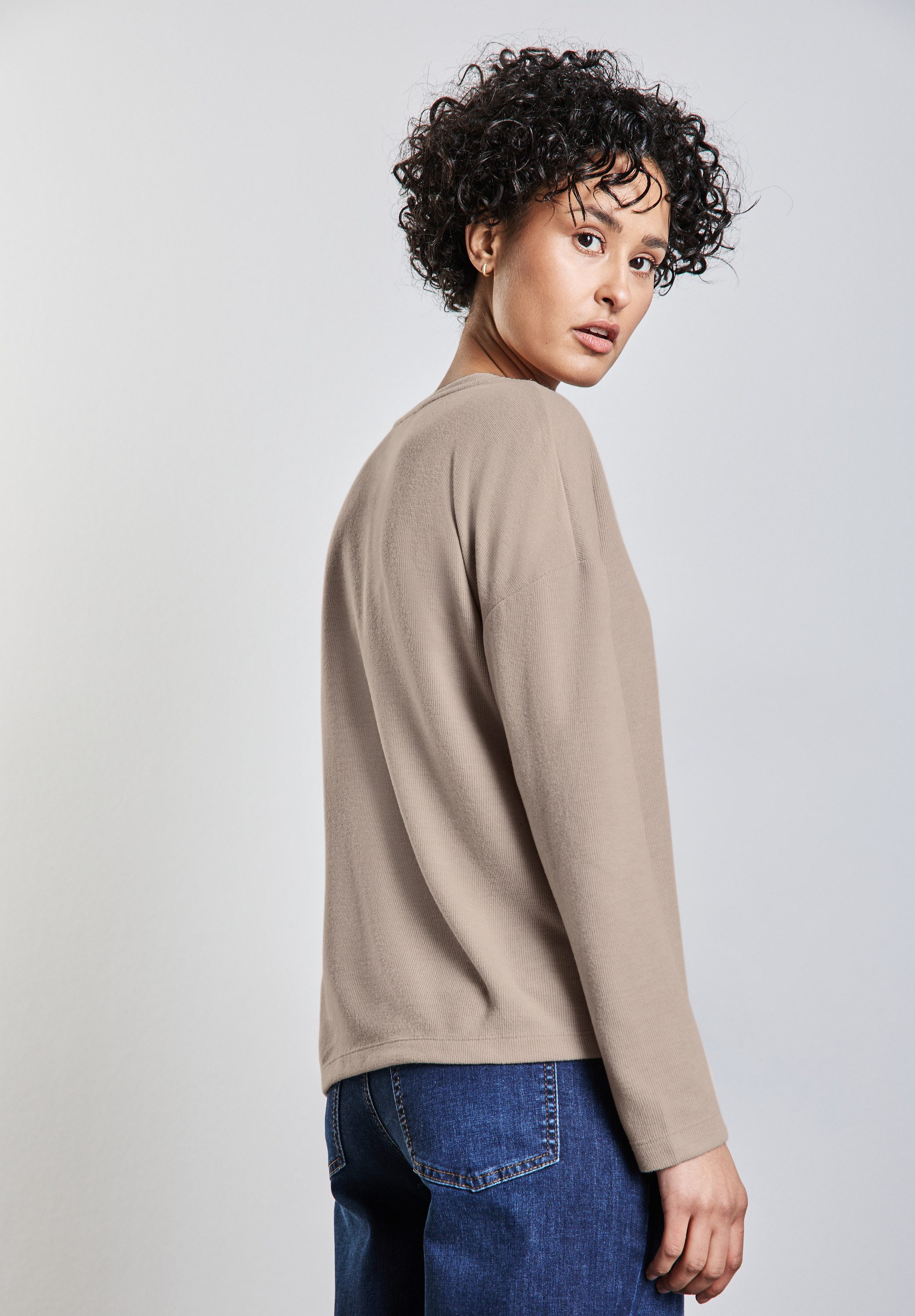 STREET ONE Langarmshirt, aus elastischem Materialmix günstig online kaufen