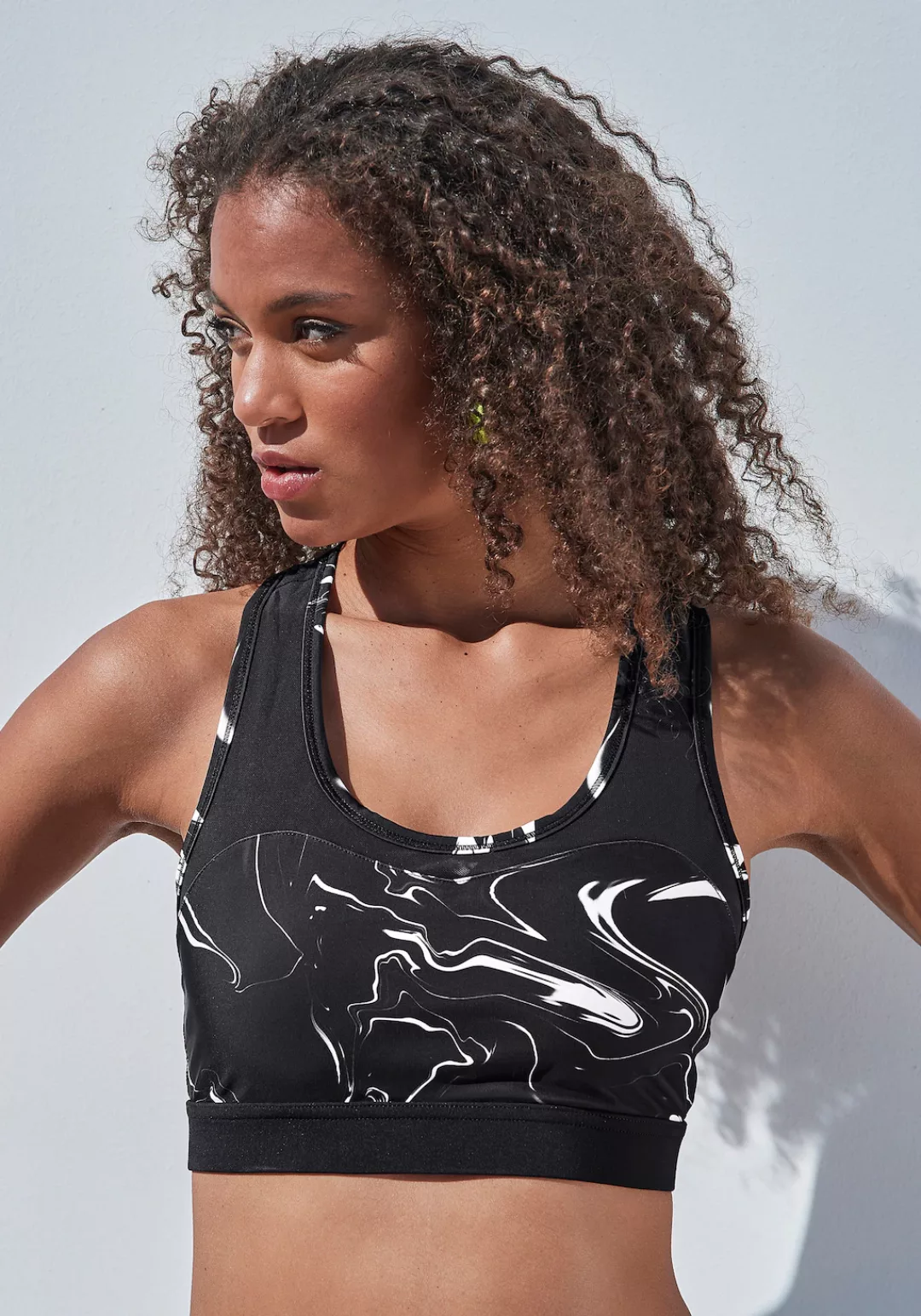 LASCANA ACTIVE Funktionsshirt "-Sporttop Black Marble", mit Racerback und M günstig online kaufen