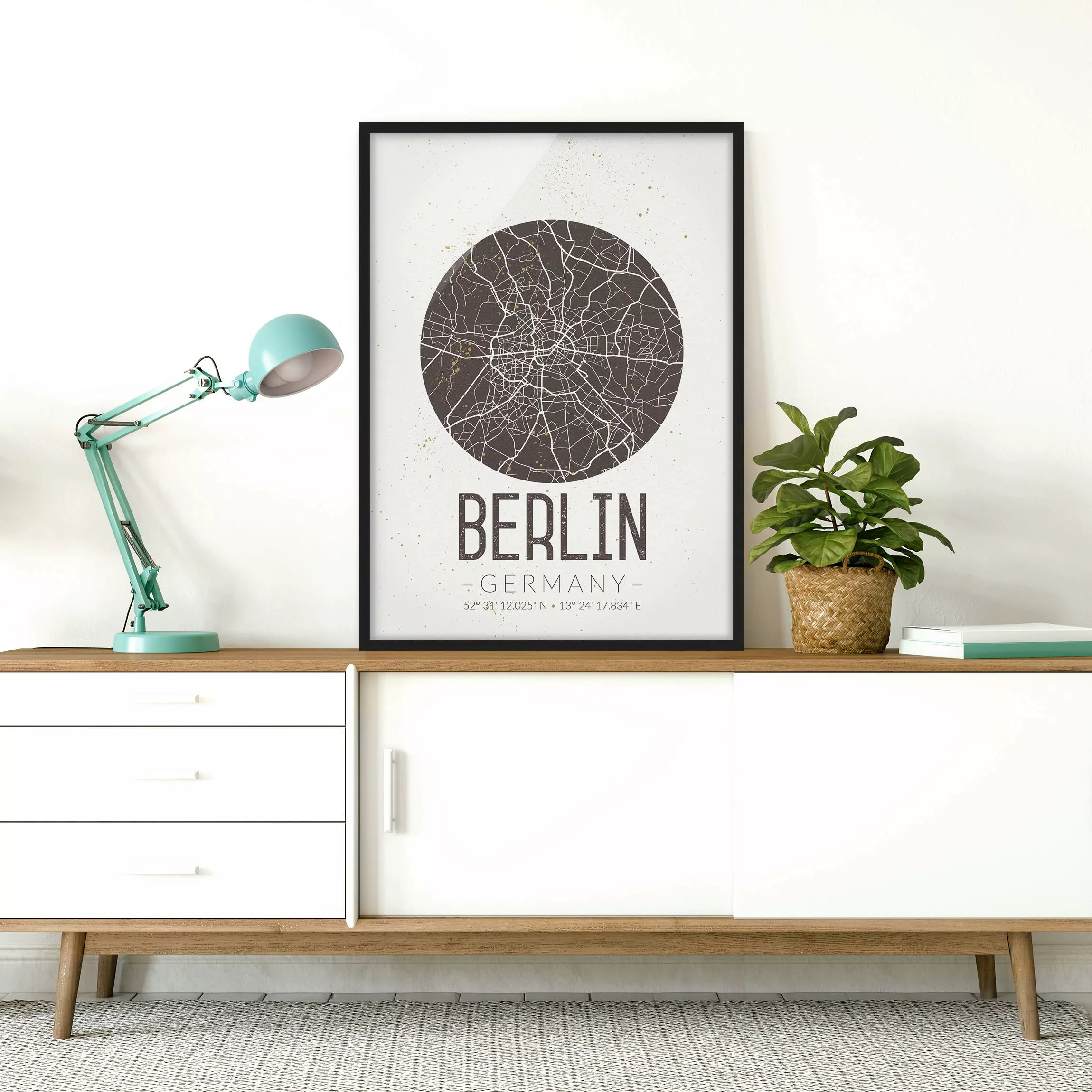 Bild mit Rahmen Stadtplan - Hochformat Stadtplan Berlin - Retro günstig online kaufen