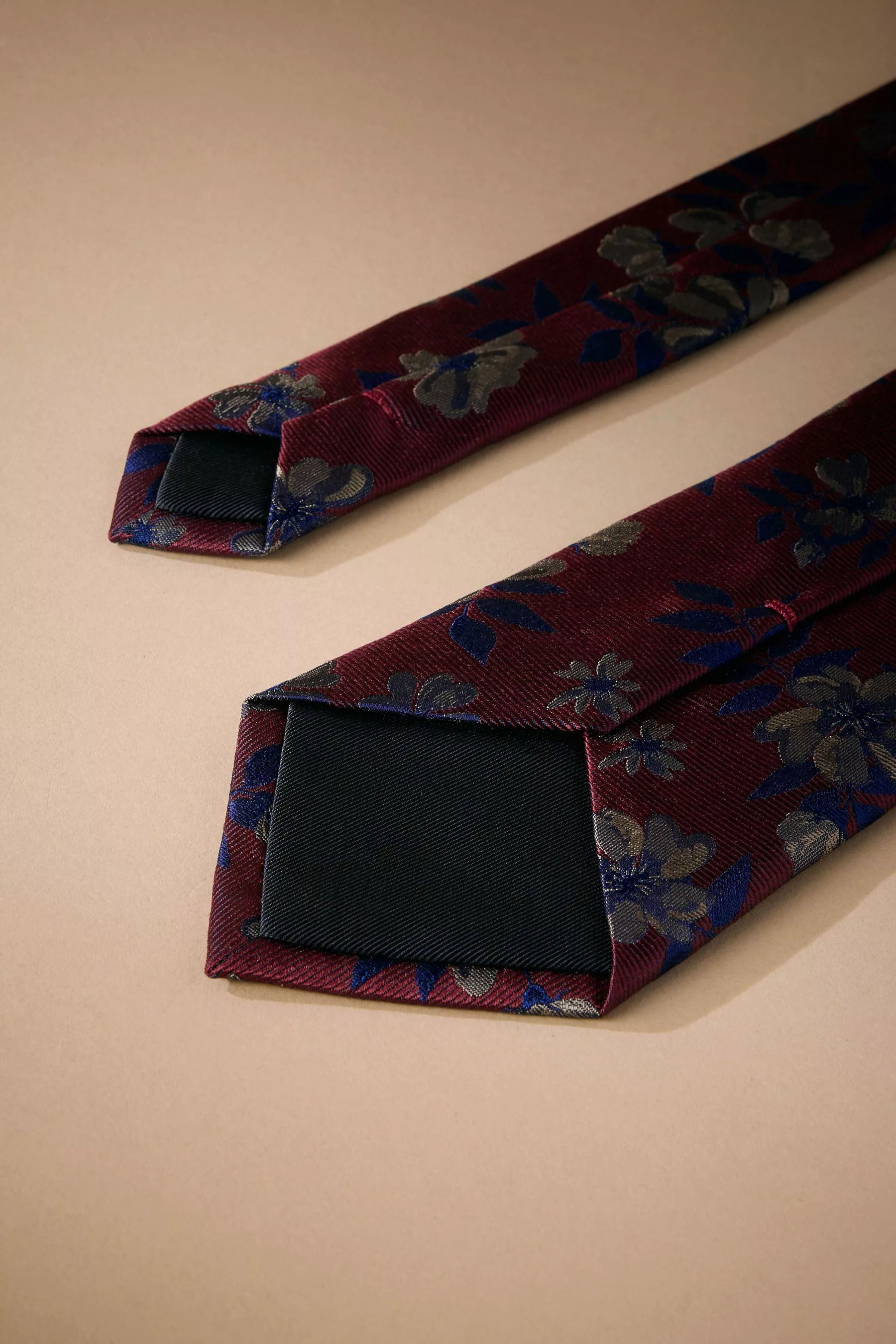 Next Krawatte Krawatte mit Blumen-Print aus günstig online kaufen