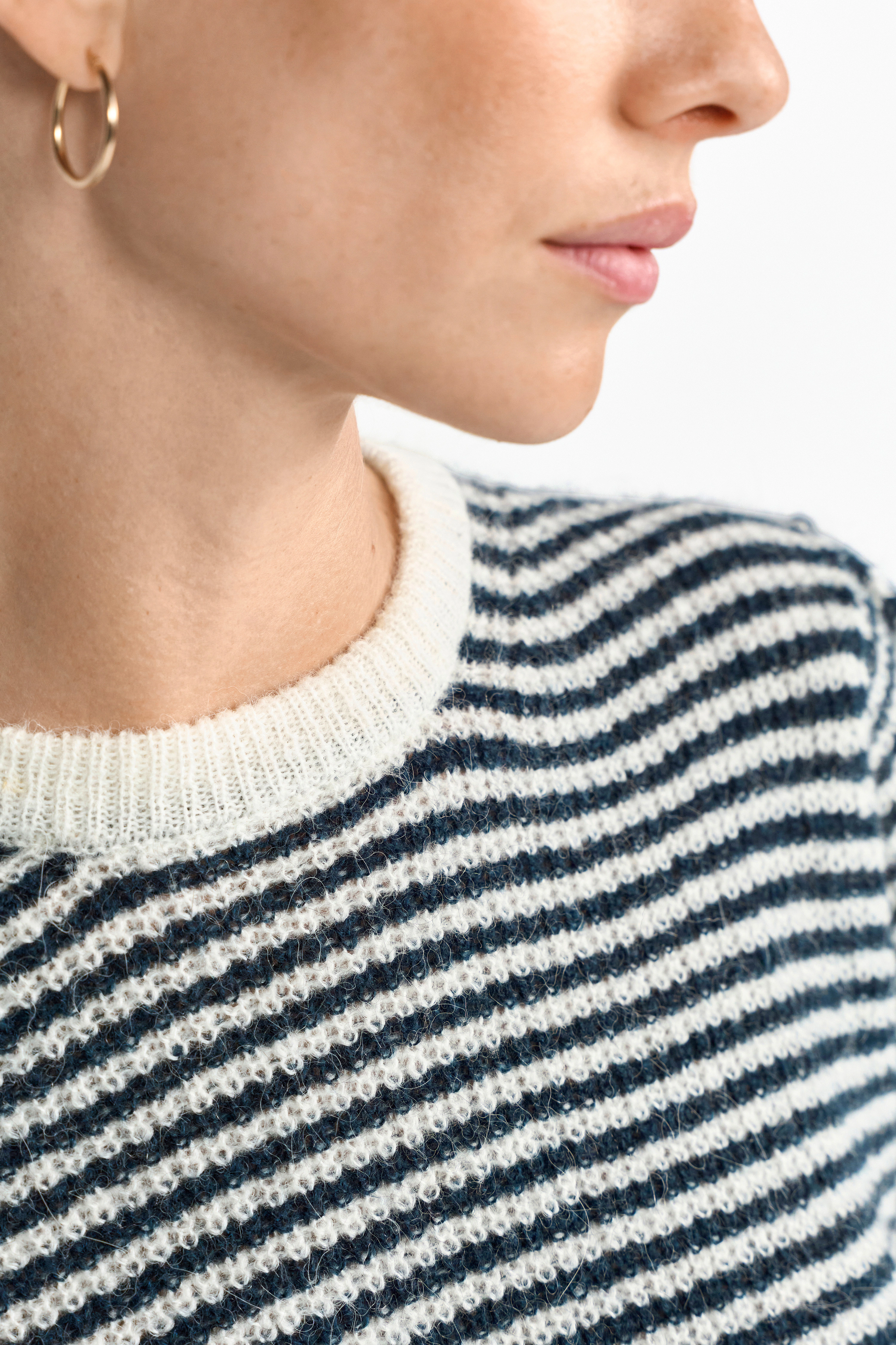 RICHROYAL Strickpullover, Kastiger Schnitt, Puffärmel, Rundhals, gestreift günstig online kaufen