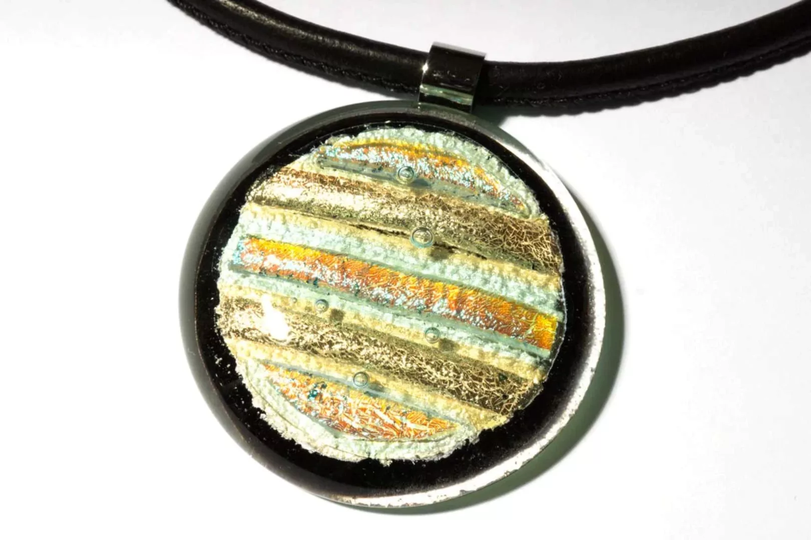 Halskette rund mit Glasanhänger Gold Fusing (Lederband) günstig online kaufen