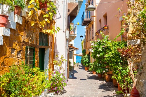 Papermoon Fototapete »CHANIA KRETA-GASSE«, beschichtet-gemustert günstig online kaufen