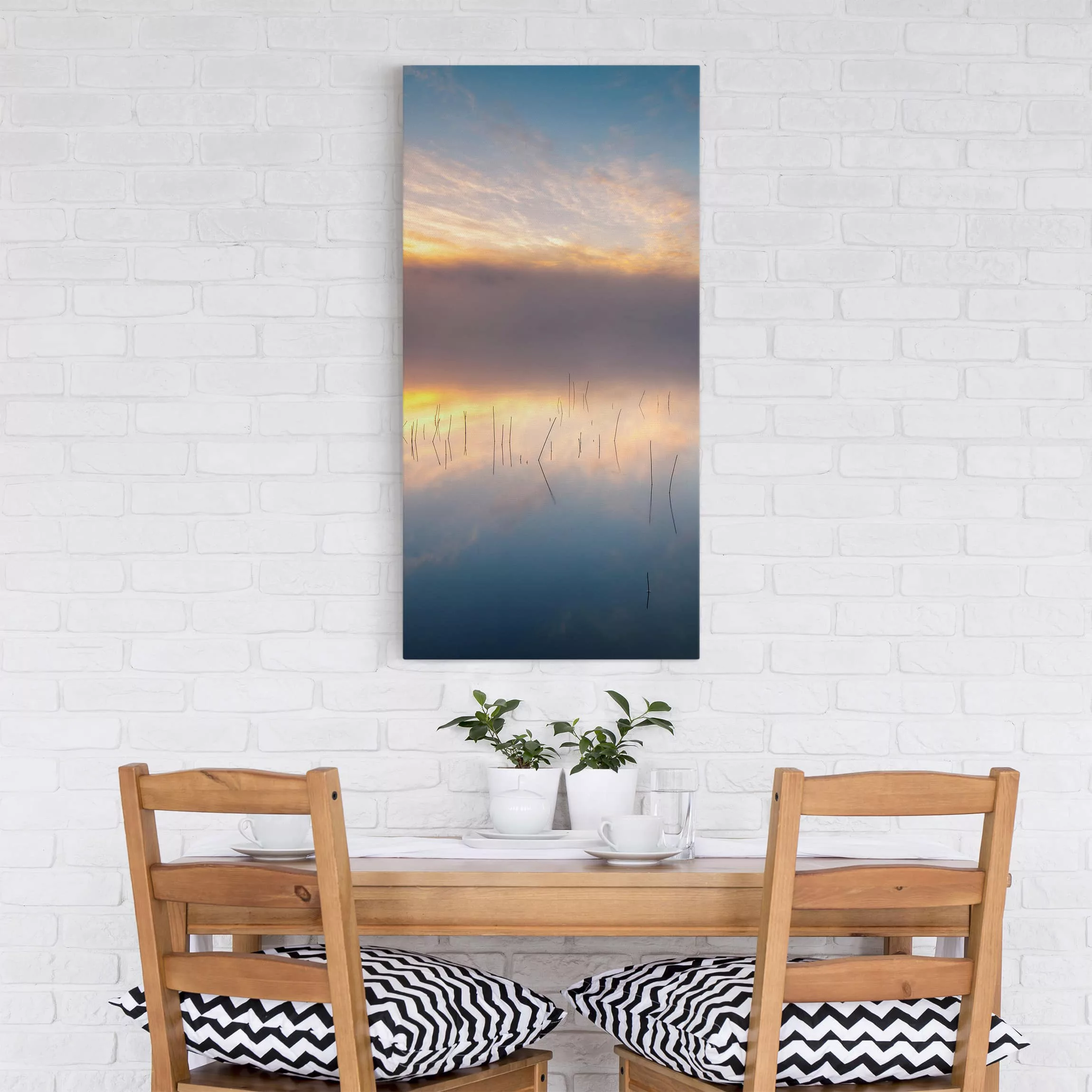 Leinwandbild Sonnenuntergang - Hochformat Sonnenaufgang schwedischer See günstig online kaufen