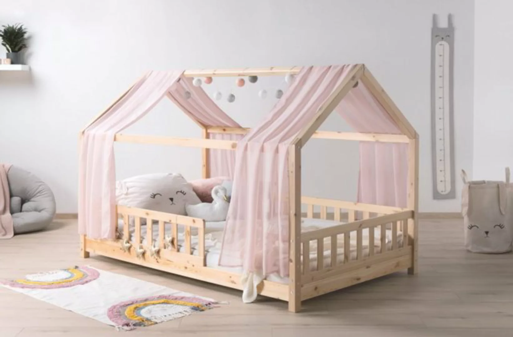 Ticaa Hausbett TiCAA Kinderbett Hausbett mit Tüll Kim 90x200 cm, Hausbett i günstig online kaufen