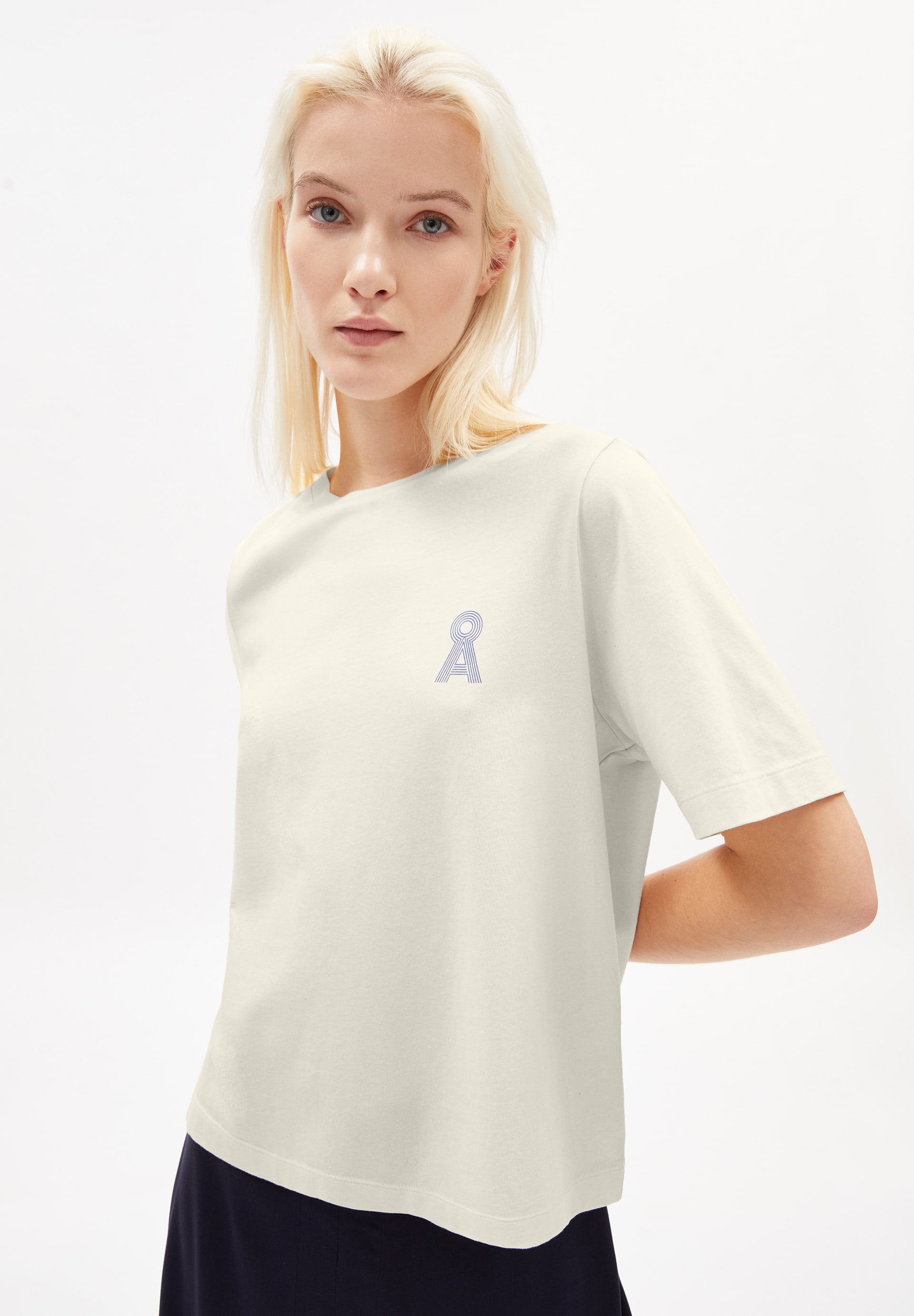 T-Shirt LAYAA CHEST ICON in undyed von ARMEDANGELS günstig online kaufen