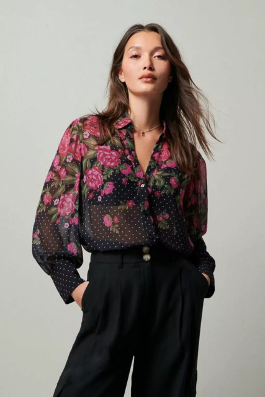 Next Langarmbluse Langärmelige Bluse mit Punkte- und Blumenmuster (1-tlg) günstig online kaufen