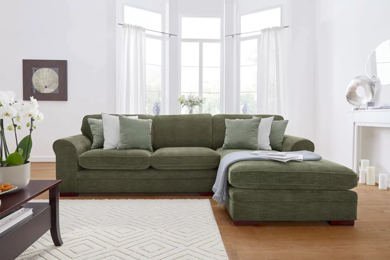 Home affaire Ecksofa "Broughton L-Form", weicher Sitzkomfort, incl. 4 Zierk günstig online kaufen