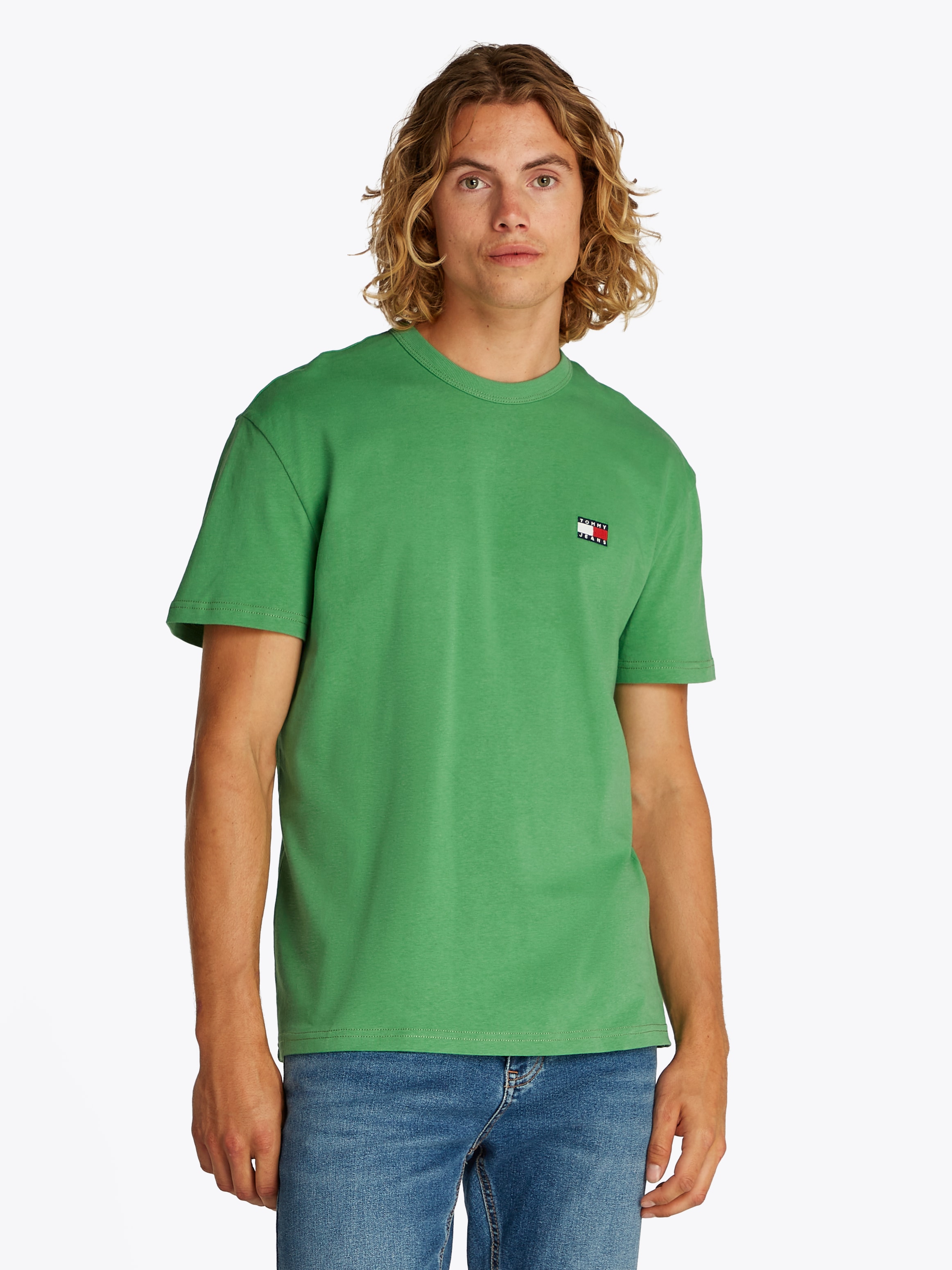 Tommy Jeans T-Shirt "TJM REG BADGE TEE EXT", mit Logostickerei günstig online kaufen