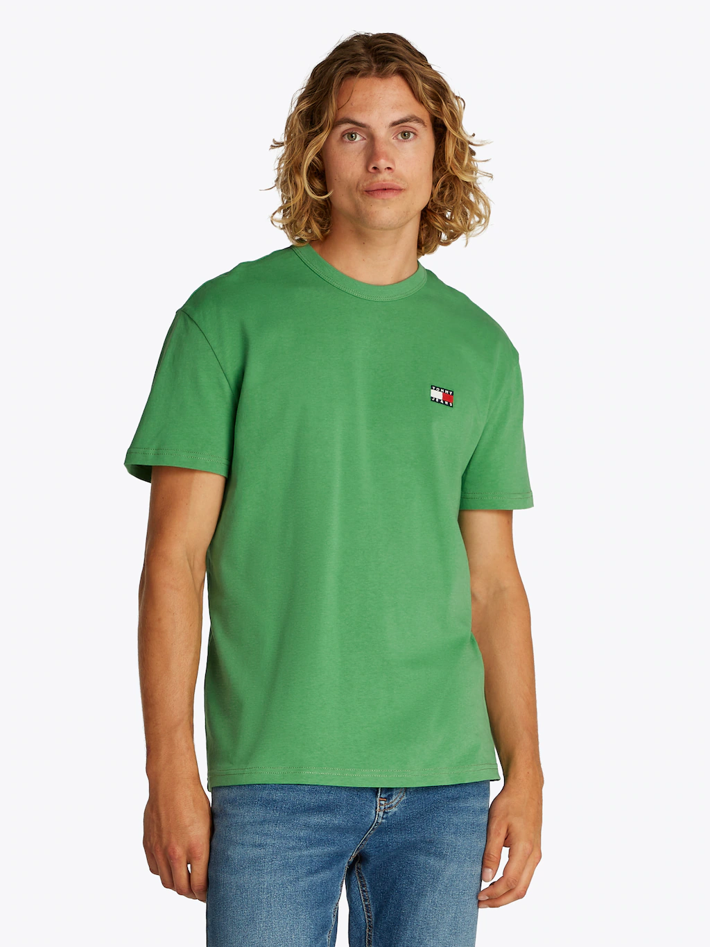 Tommy Jeans T-Shirt "TJM REG BADGE TEE EXT", mit Logostickerei günstig online kaufen