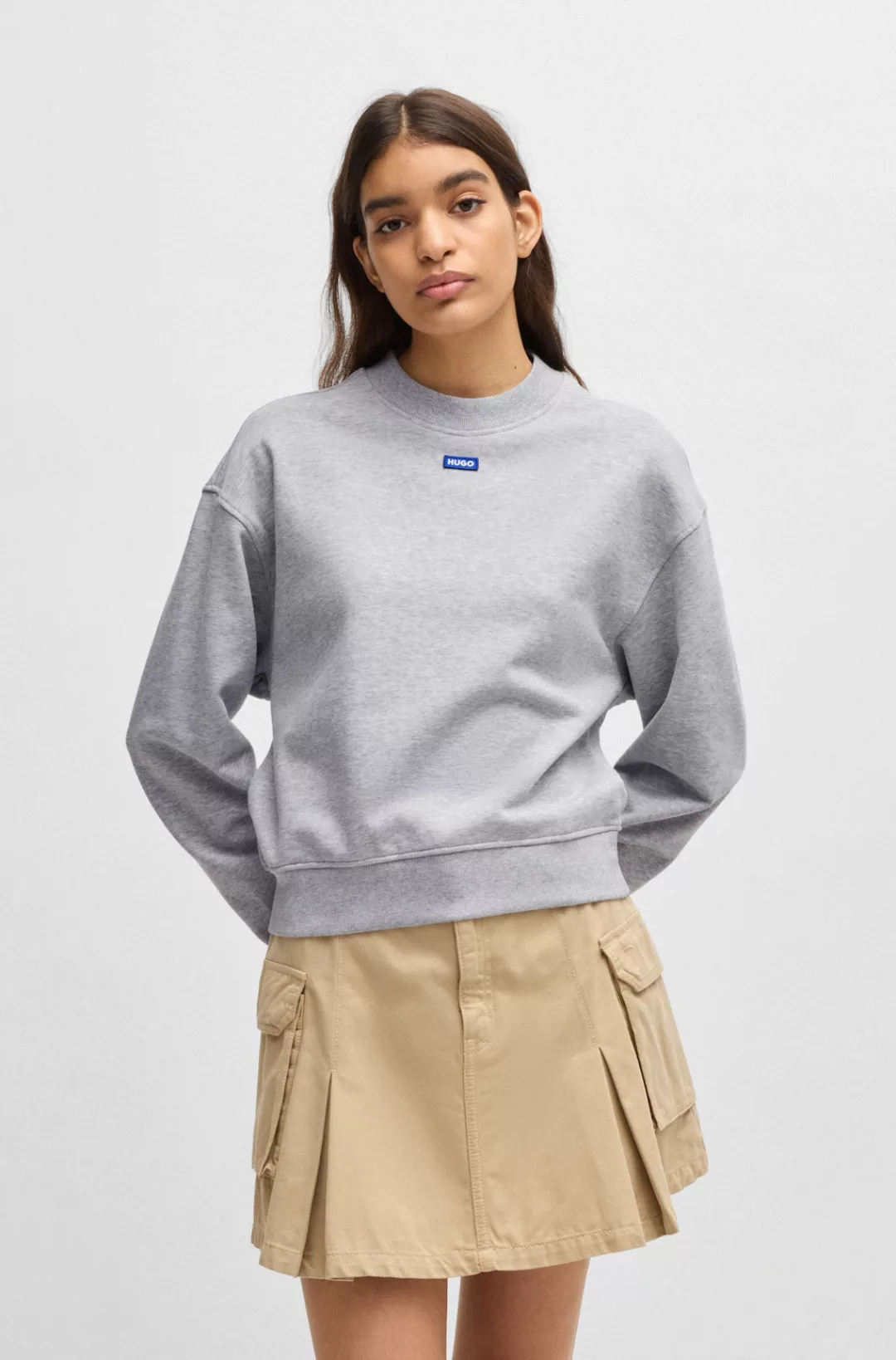 HUGO Blue Sweatshirt "Delessa B 1", mit Logoaufnäher günstig online kaufen