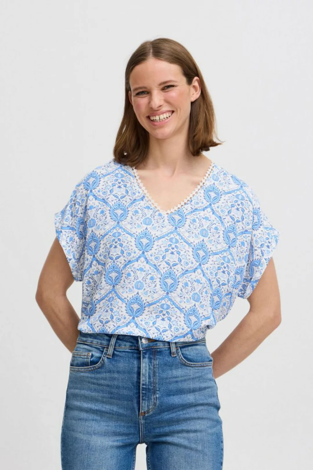 b.young Kurzarmbluse BYHALBA SS BLOUSE Modische Bluse mit Rüsschen günstig online kaufen