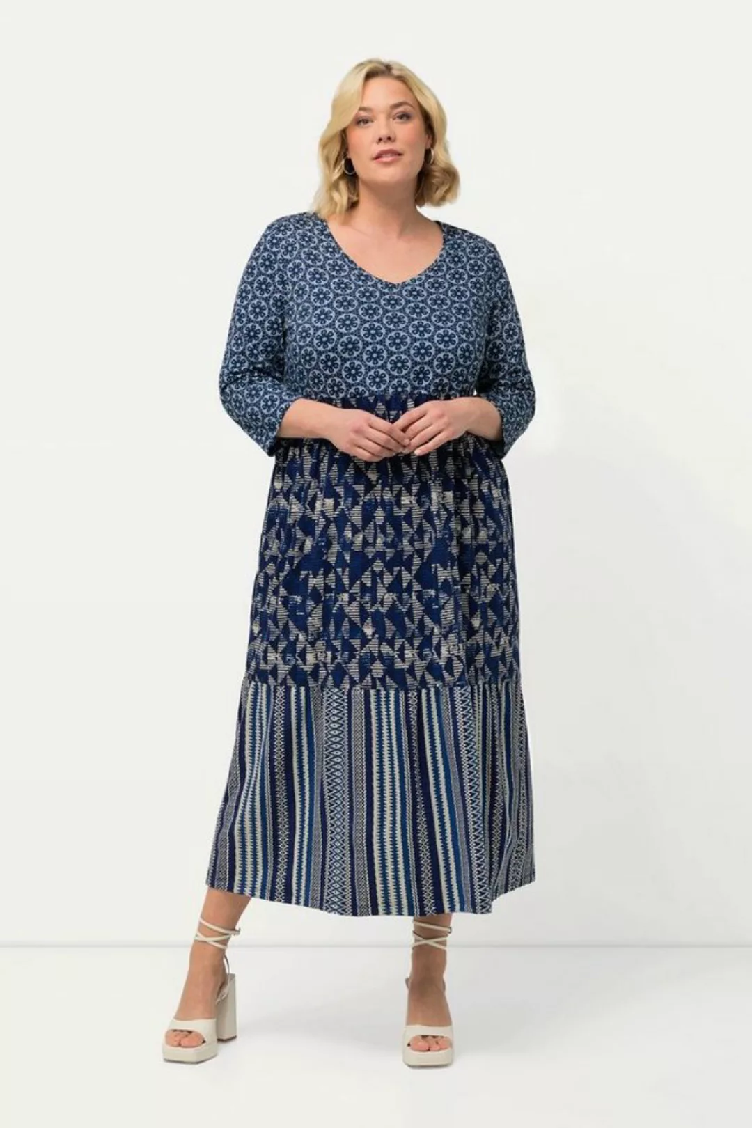 Ulla Popken Sommerkleid Jerseykleid Mustermix A-Linie V-Ausschnitt 3/4-Arm günstig online kaufen