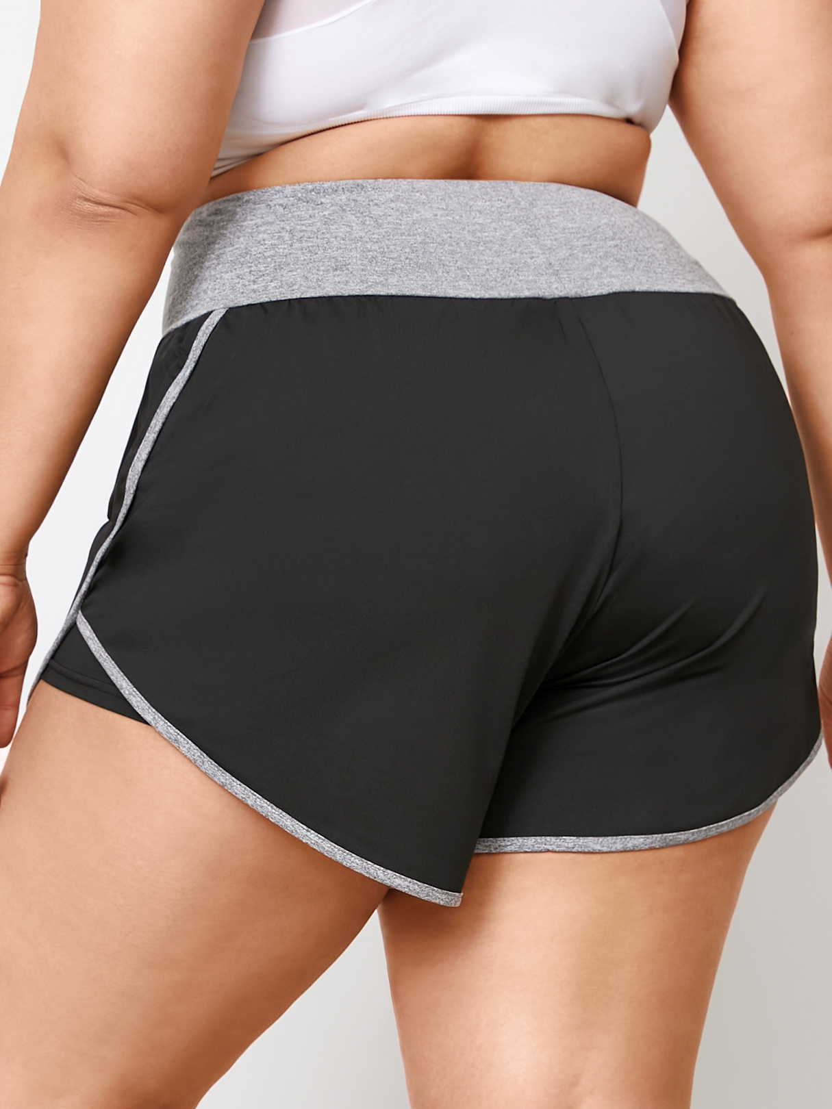 YOINS Plus Shorts mit elastischen Trägern günstig online kaufen