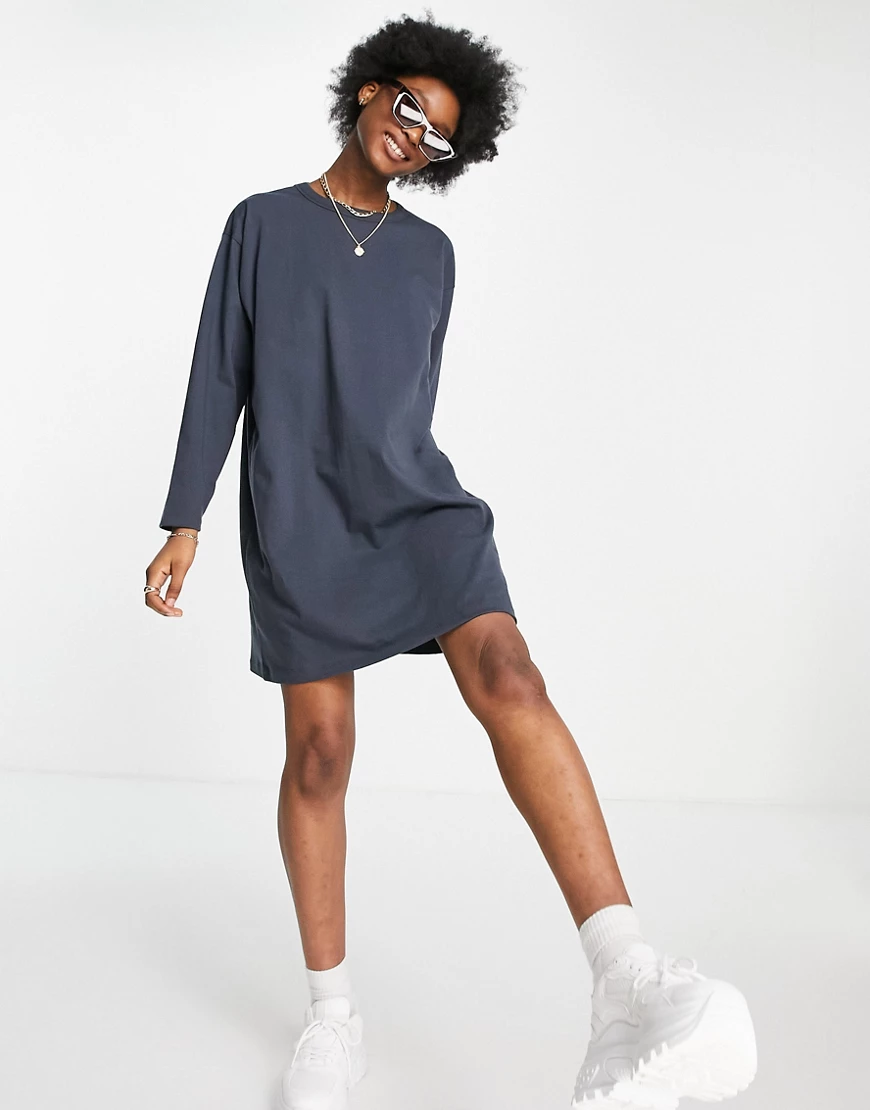 ASOS DESIGN – Langärmliges Oversize-Shirtkleid in Anthrazit-Grau günstig online kaufen