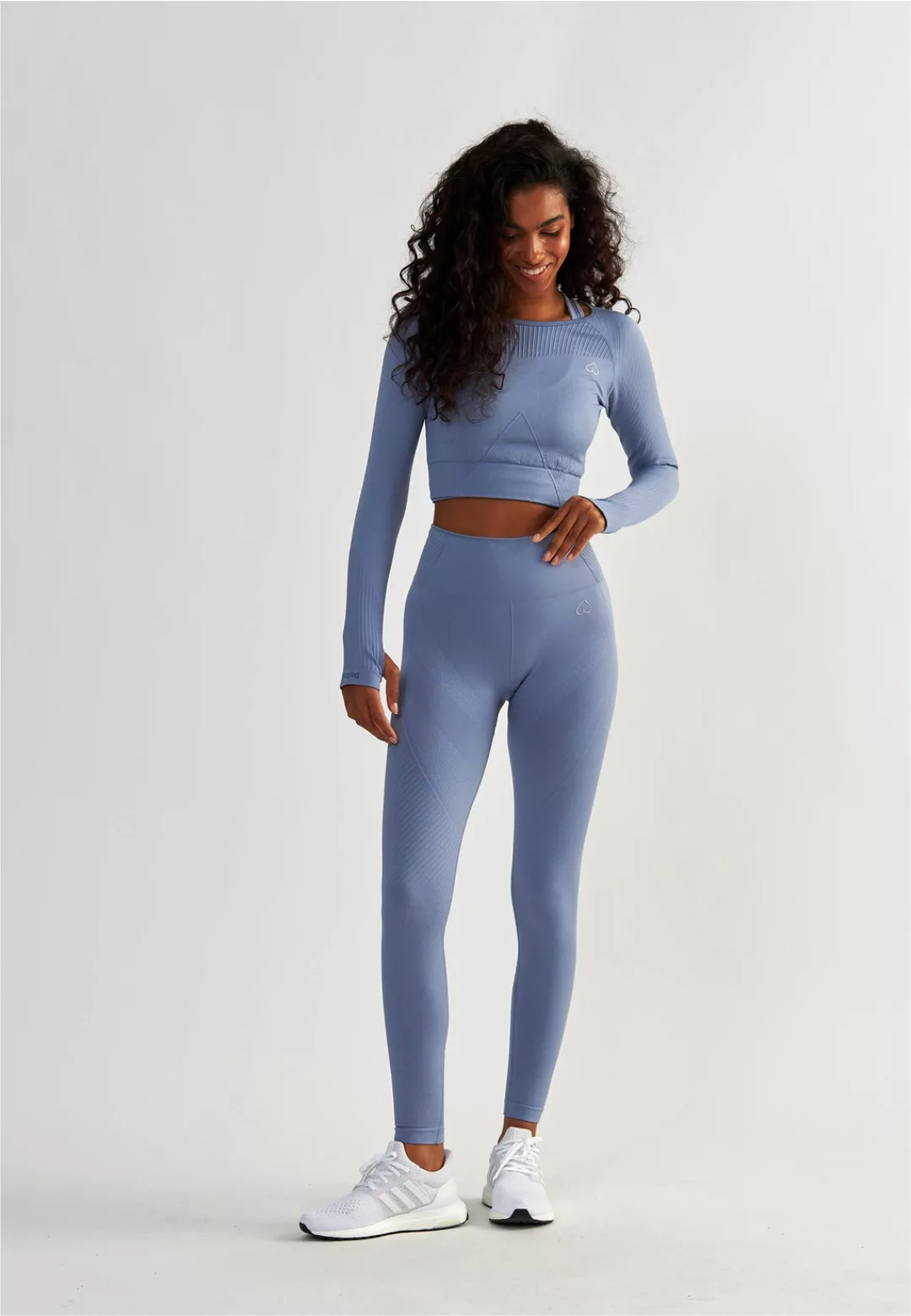 BeShaped Trainingstights "Femme Force", (1 tlg.), mit angesagtem Jacquard-M günstig online kaufen