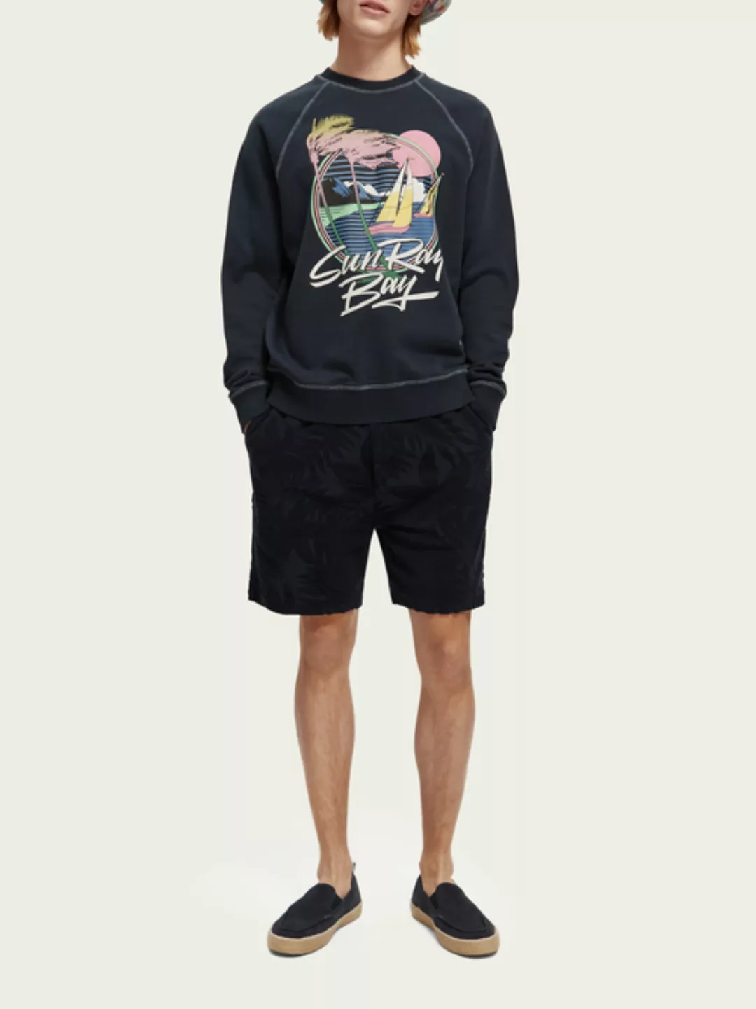 Scotch & Soda Relaxed Fit Sweatshirt mit Raglanärmeln und Artwork günstig online kaufen