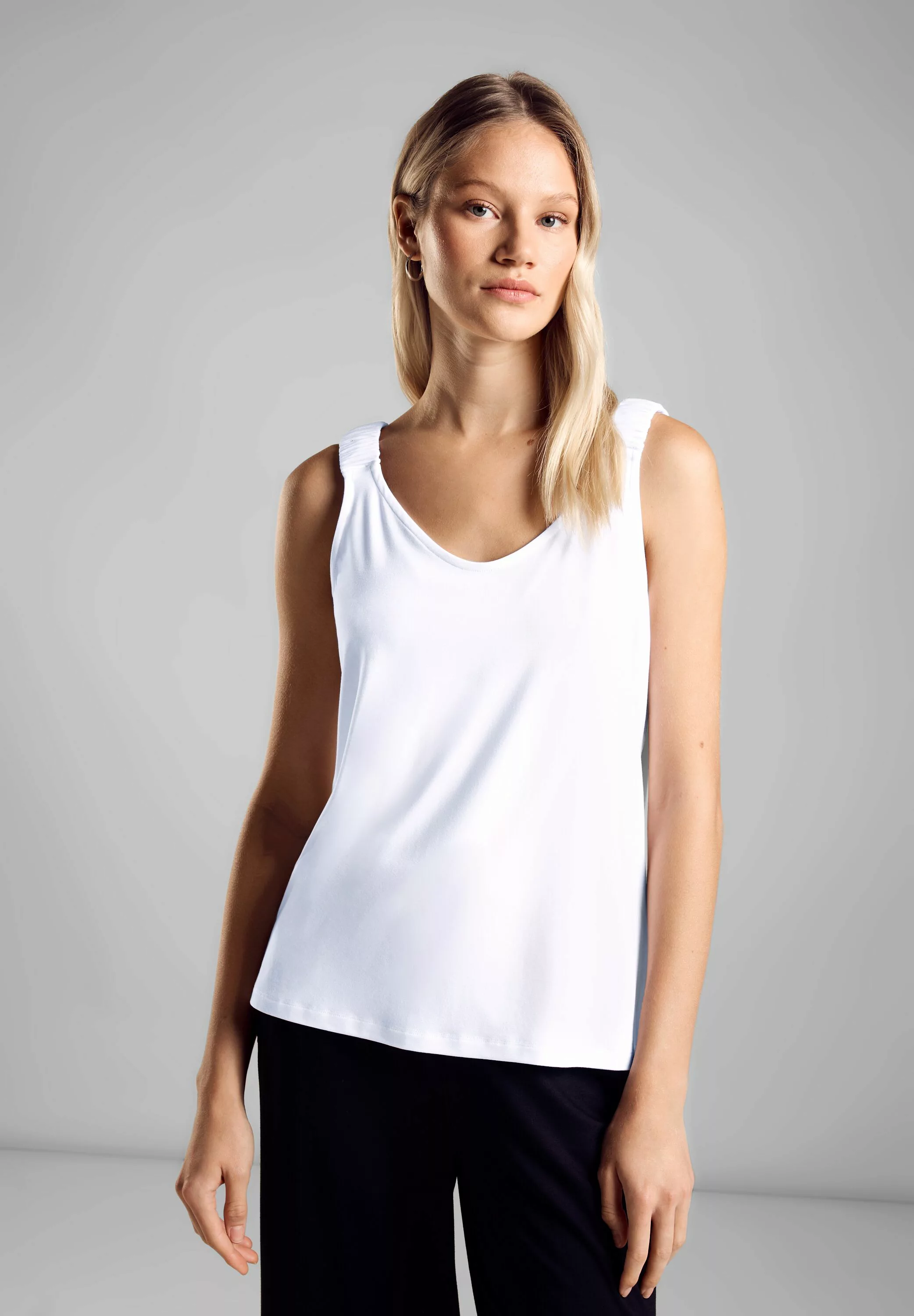 STREET ONE T-Shirt v-neck top w.gathered shoulder günstig online kaufen