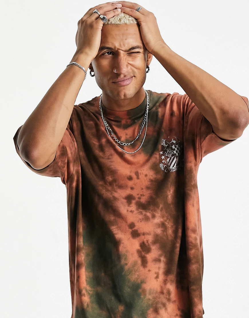 ASOS DESIGN – Oversize-T-Shirt mit Batikmuster in Grün und Orange und Print günstig online kaufen