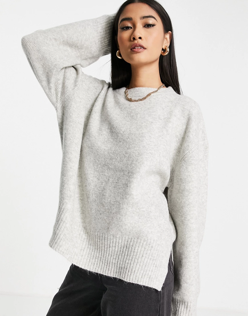 Topshop – Strickpullover mit mittlerem Rundhalsausschnitt in Grau günstig online kaufen