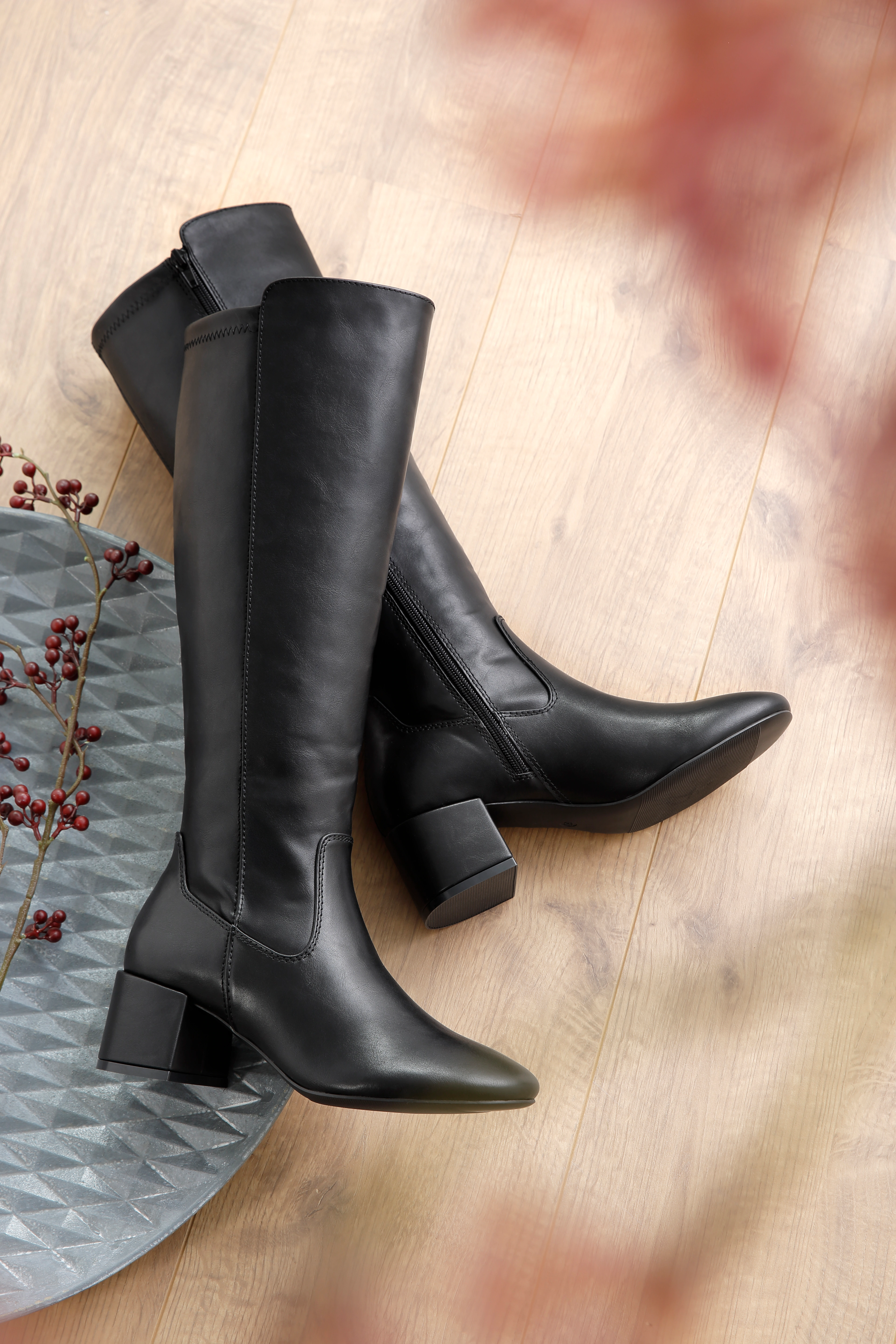 Aniston SHOES Stiefel, Stretchstiefel mit Innen-Reißverschluss - NEUE KOLLE günstig online kaufen