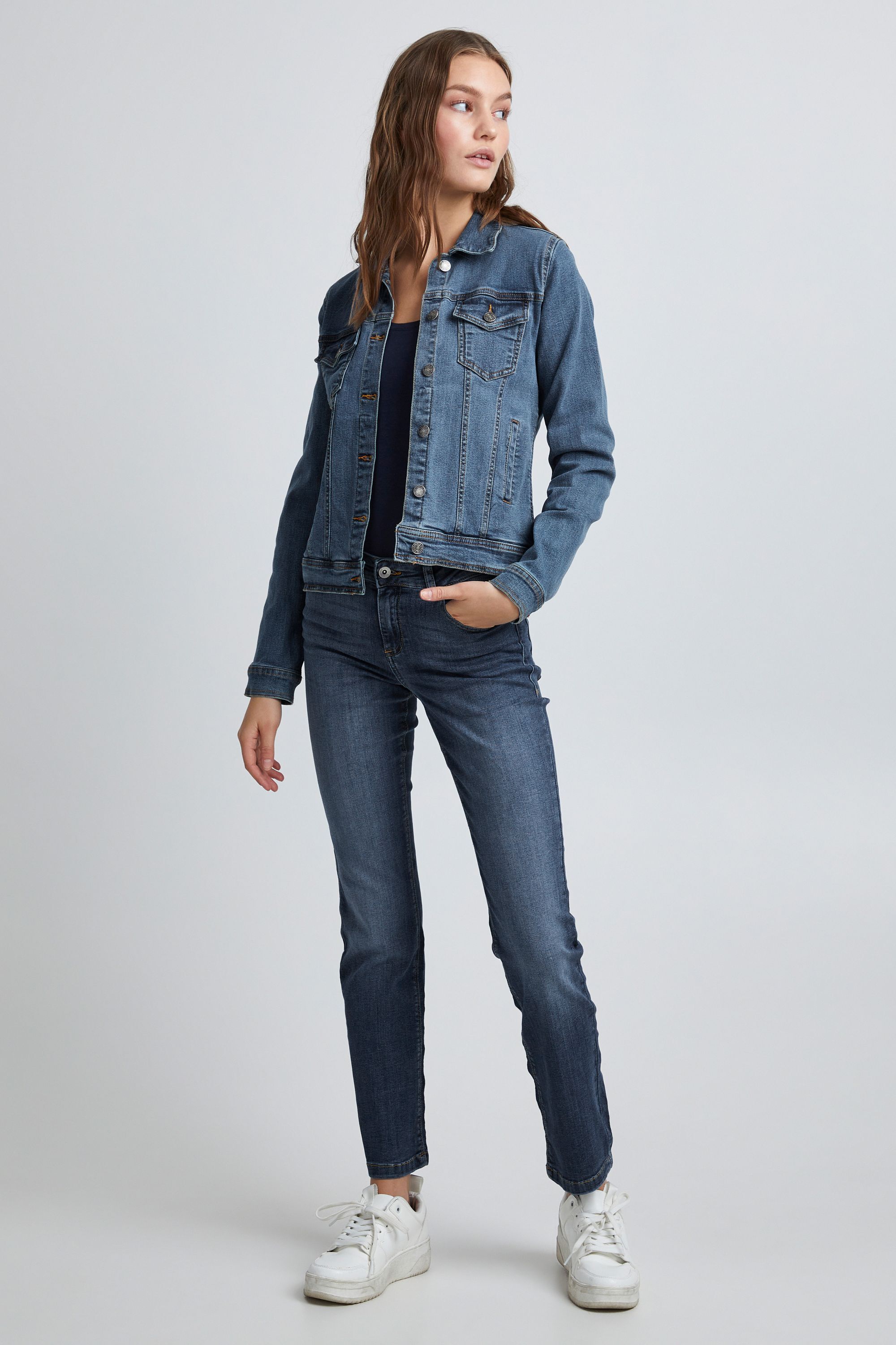 b.young Jeansjacke BYPULLY DENIM JACKET 2 -20809417 Jeansjacke mit Ziernäht günstig online kaufen