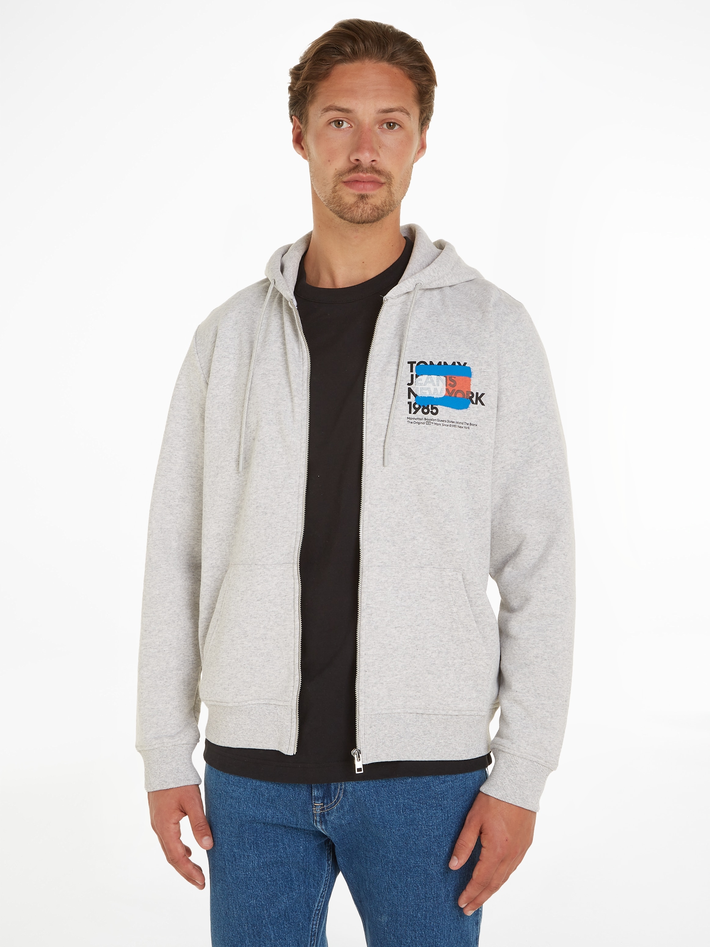 Tommy Jeans Sweatjacke "TJM REG GRAFFITI ZIP TRU", beidseitig bedruckt mit günstig online kaufen