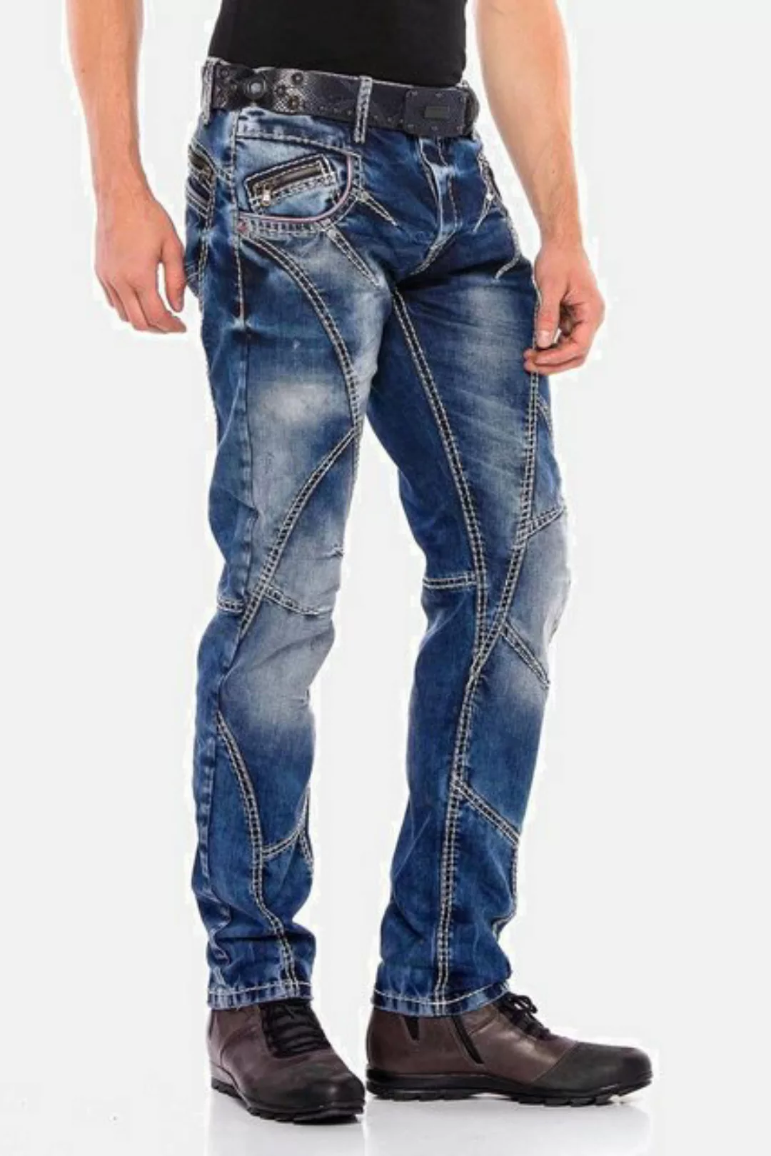 Cipo & Baxx Straight-Jeans "Jeans", mit trendigen Ziernähten, CD563 günstig online kaufen