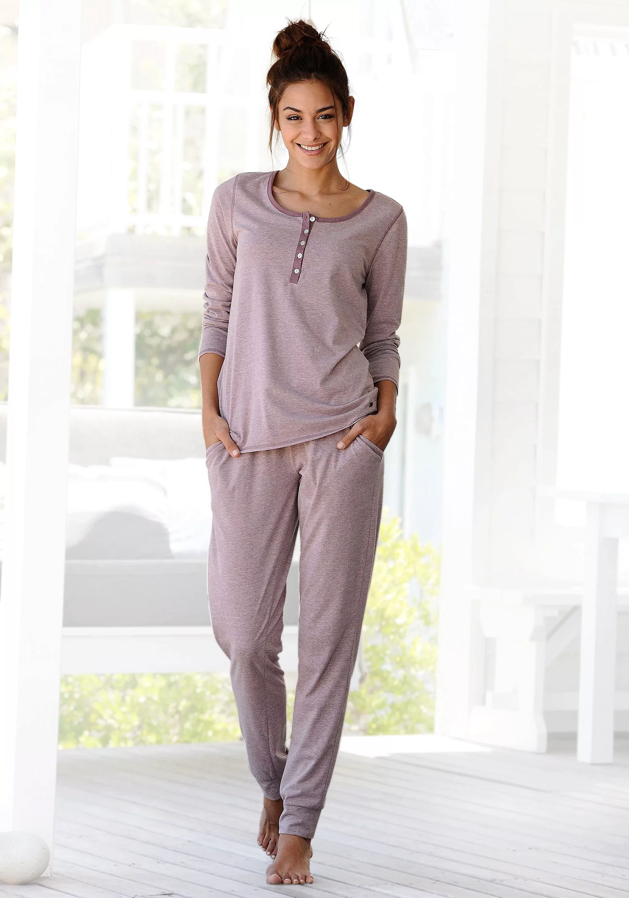 Arizona Pyjama, (2 tlg.), in melierter Qualität mit Knopfleiste günstig online kaufen