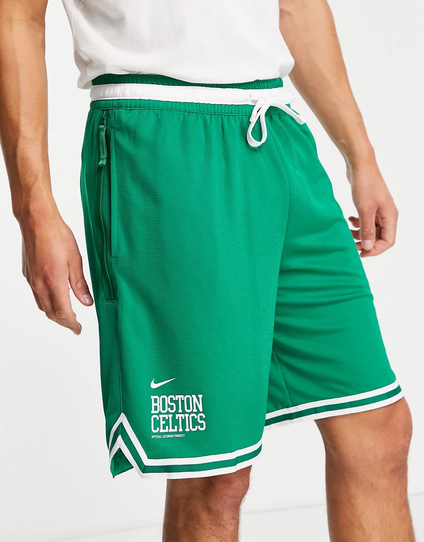 Nike Basketball – NBA Boston Celtics – Shorts in Grün günstig online kaufen