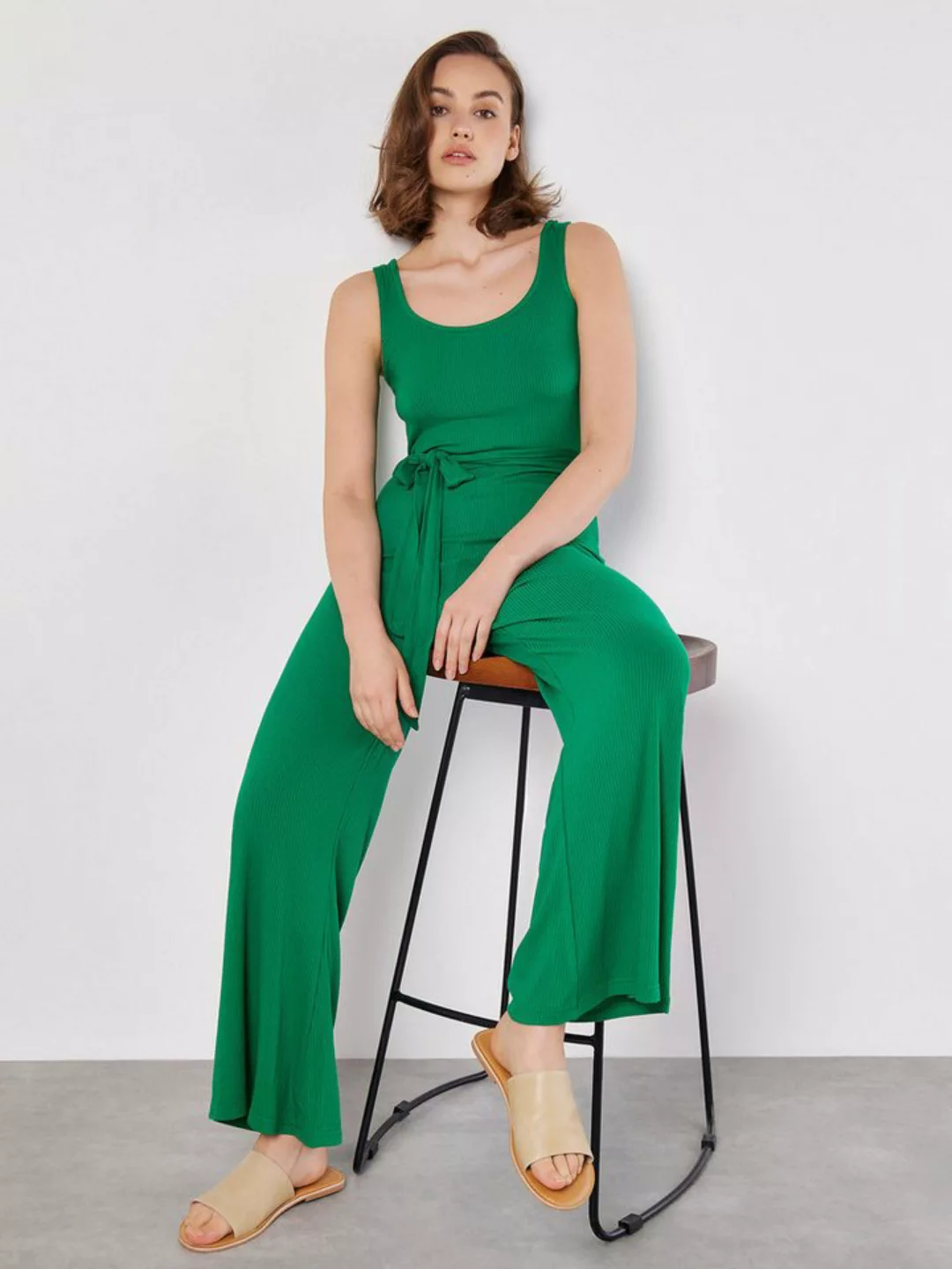 Apricot Jumpsuit figurbetont, (2-tlg., Stoffgürtel) mit Bindegürtel günstig online kaufen