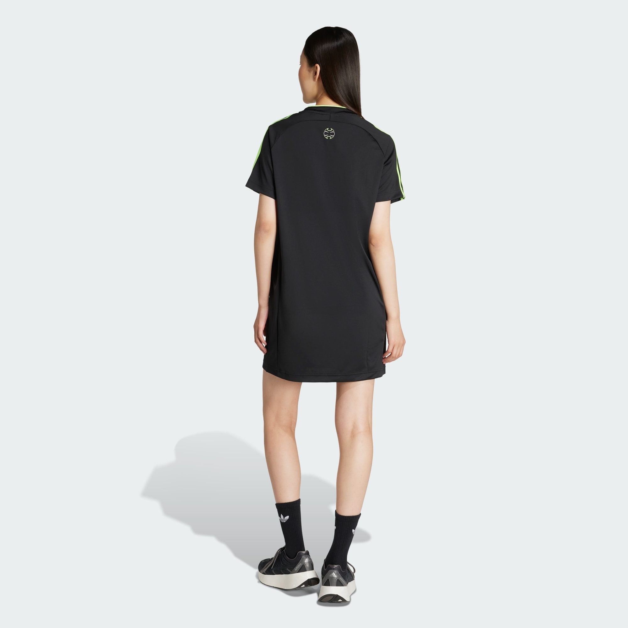 adidas Originals Shirtkleid TEAMGEIST ADICOLOR T-SHIRT-KLEID günstig online kaufen
