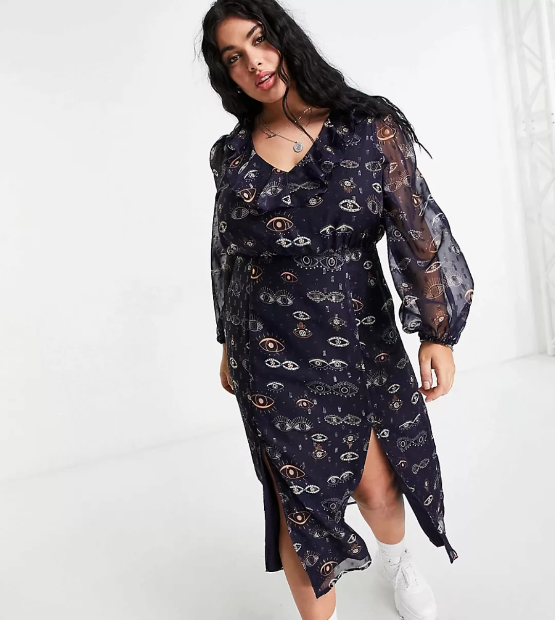 Never Fully Dressed Plus – Midi-Freizeitkleid mit Volantkragen und Augenpri günstig online kaufen