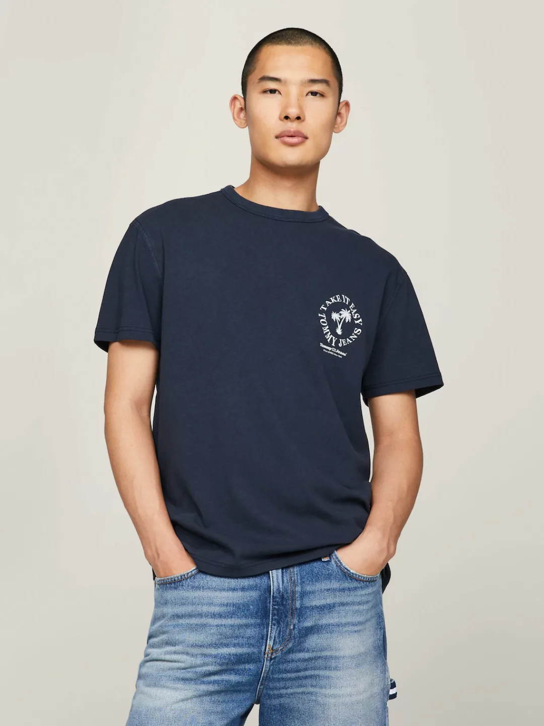 Tommy Jeans T-Shirt "TJM REG NOVELTY GRAPHIC2 TEE", mit Rückenprint günstig online kaufen