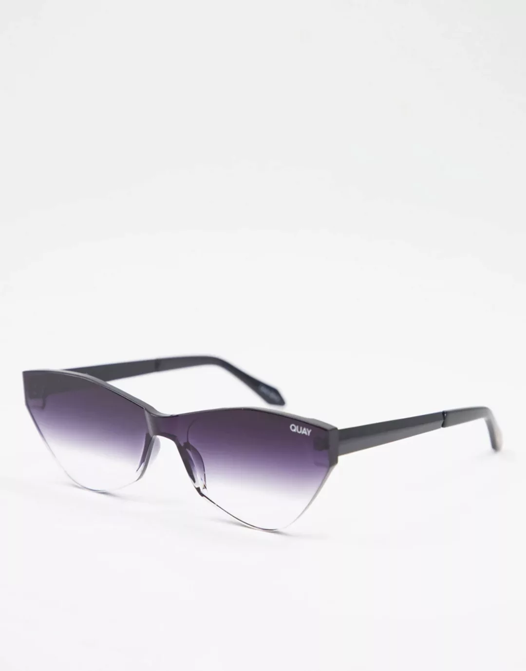 Quay X Saweetie – Catwalk – Eckige Cat-Eye-Sonnenbrille für Damen in Schwar günstig online kaufen